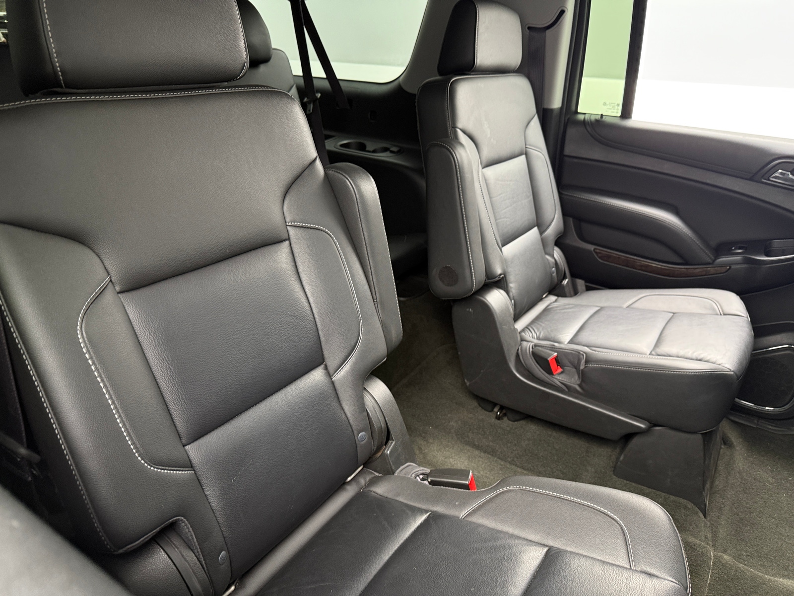 Thumbnail: 2017 Chevrolet Suburban - 5