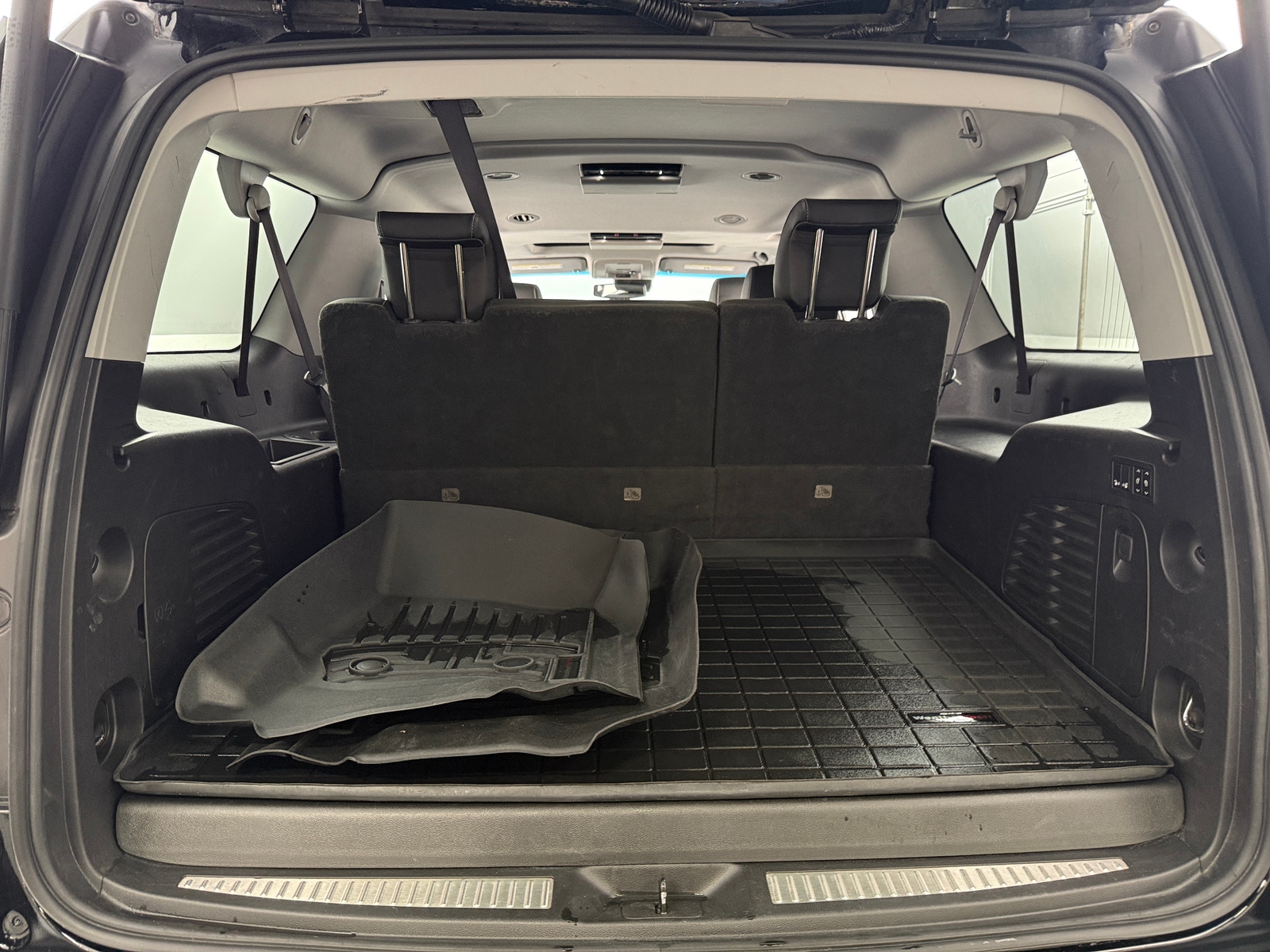 Thumbnail: 2017 Chevrolet Suburban - 6