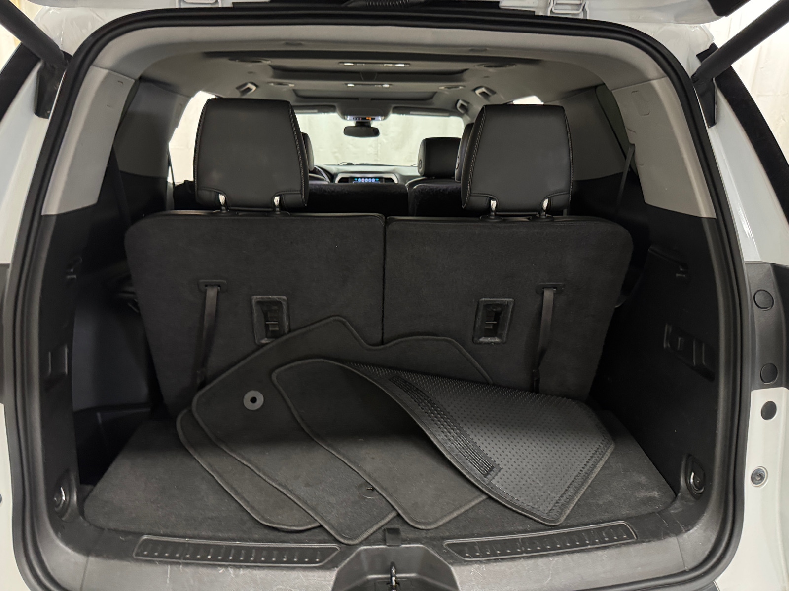 Thumbnail: 2017 GMC Acadia - 6