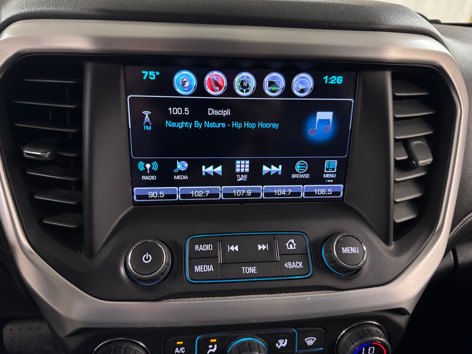 Thumbnail: 2017 GMC Acadia - 3