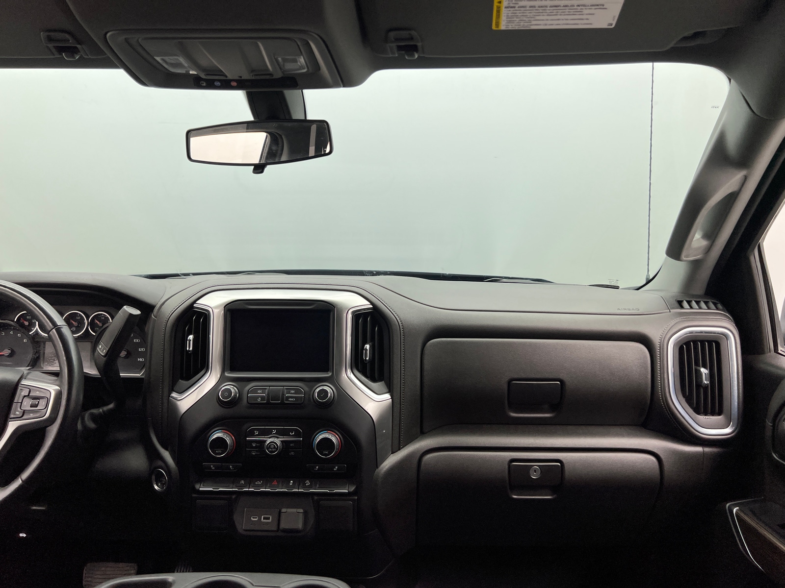 Thumbnail: 2022 Chevrolet Silverado 1500 - 3