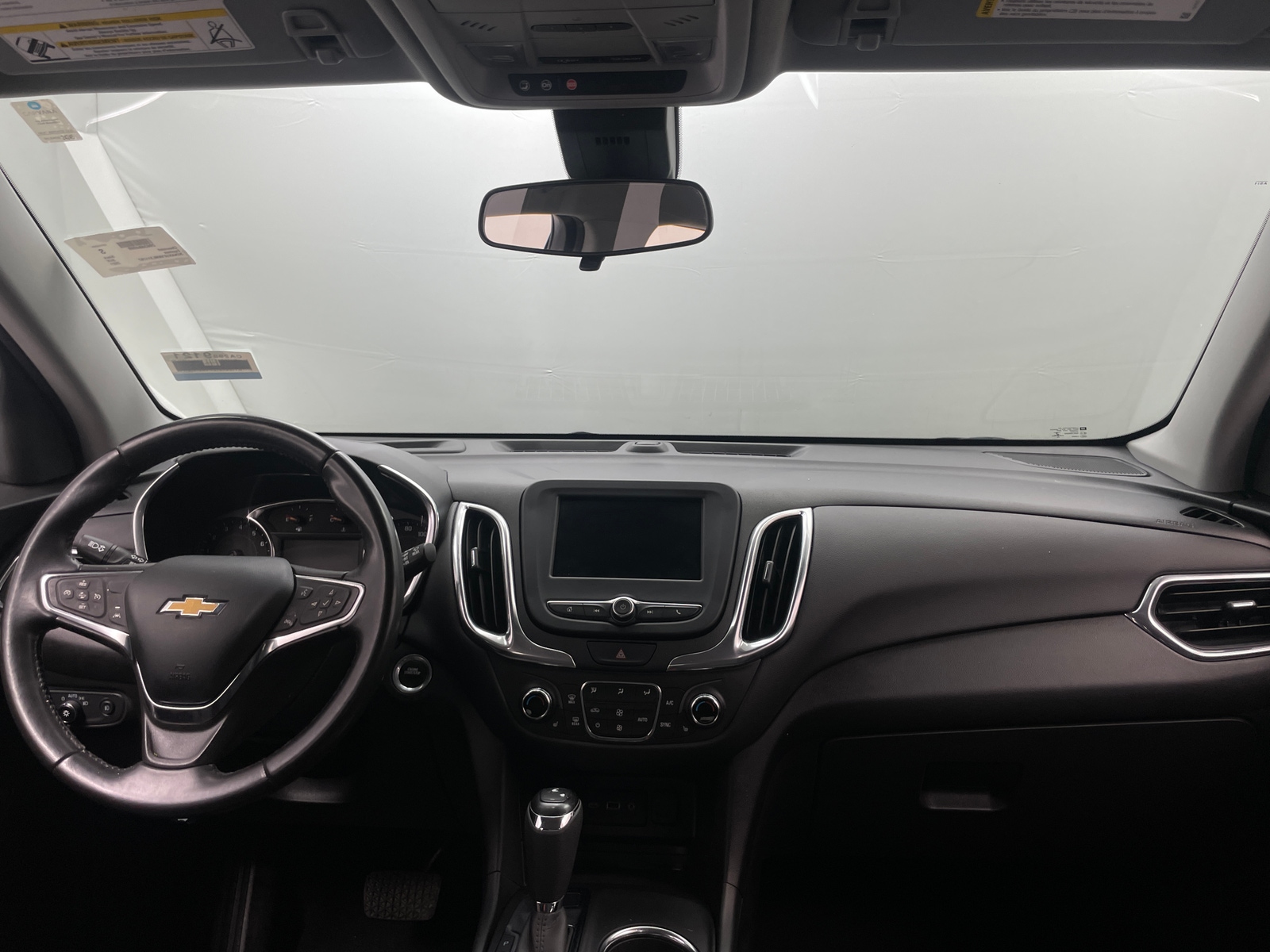 Thumbnail: 2021 Chevrolet Equinox - 3