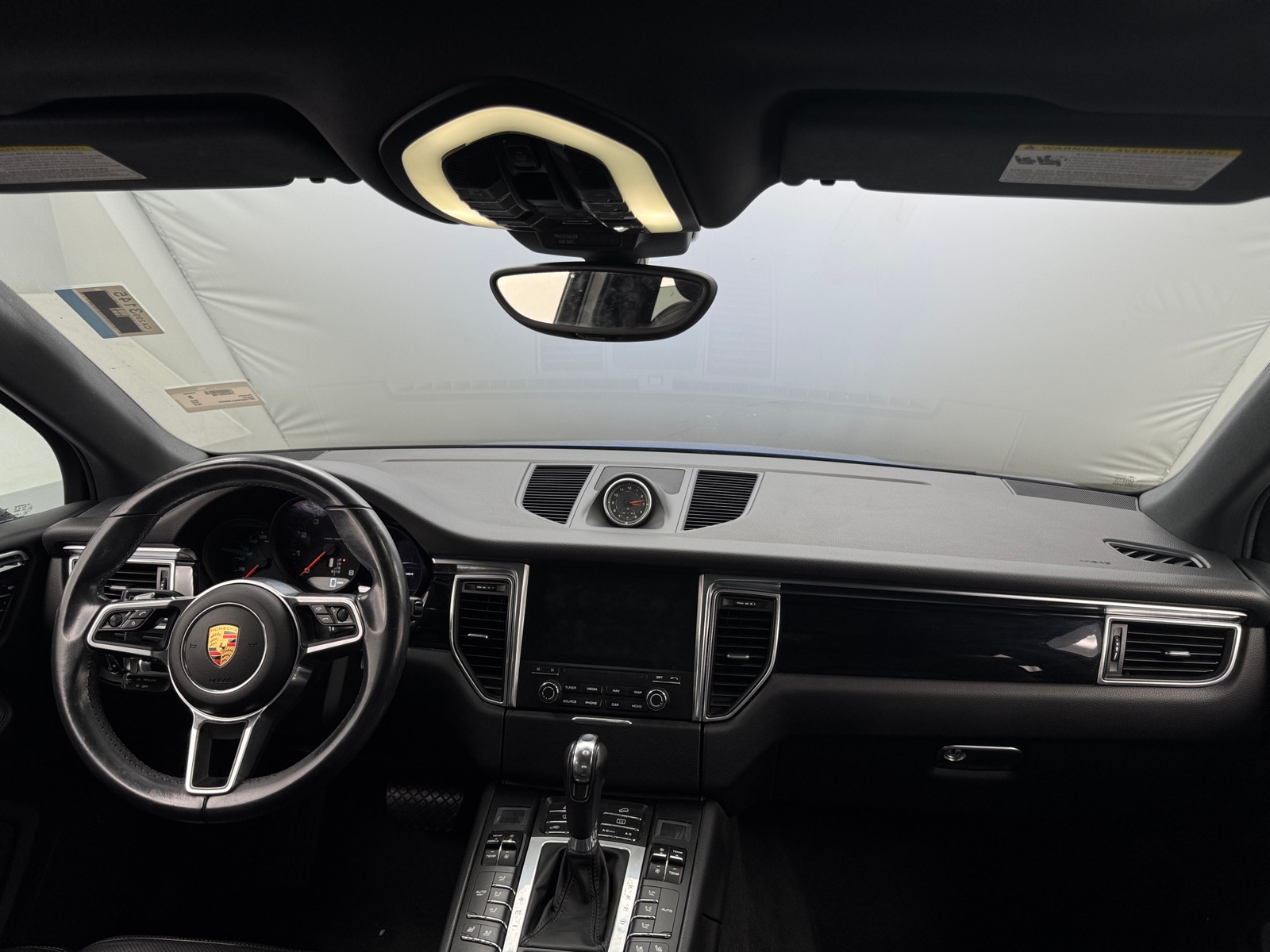 Thumbnail: 2018 Porsche Macan - 2