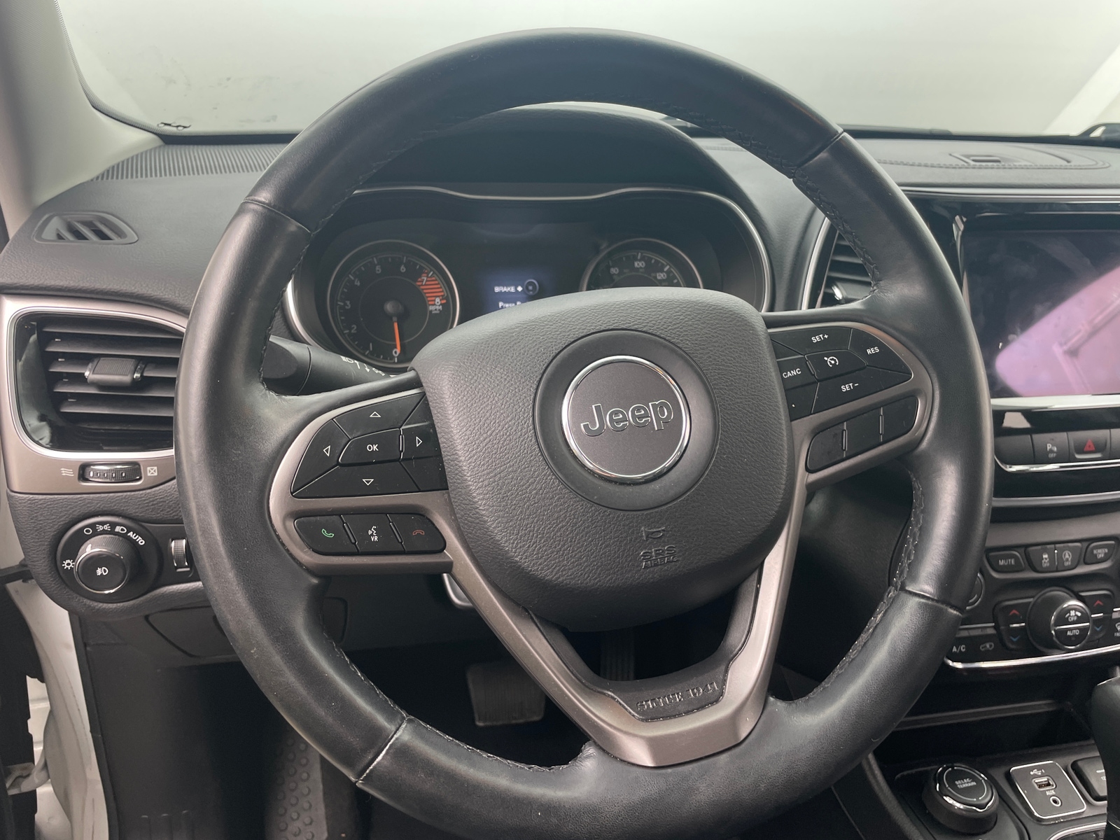 Thumbnail: 2019 Jeep Cherokee - 4