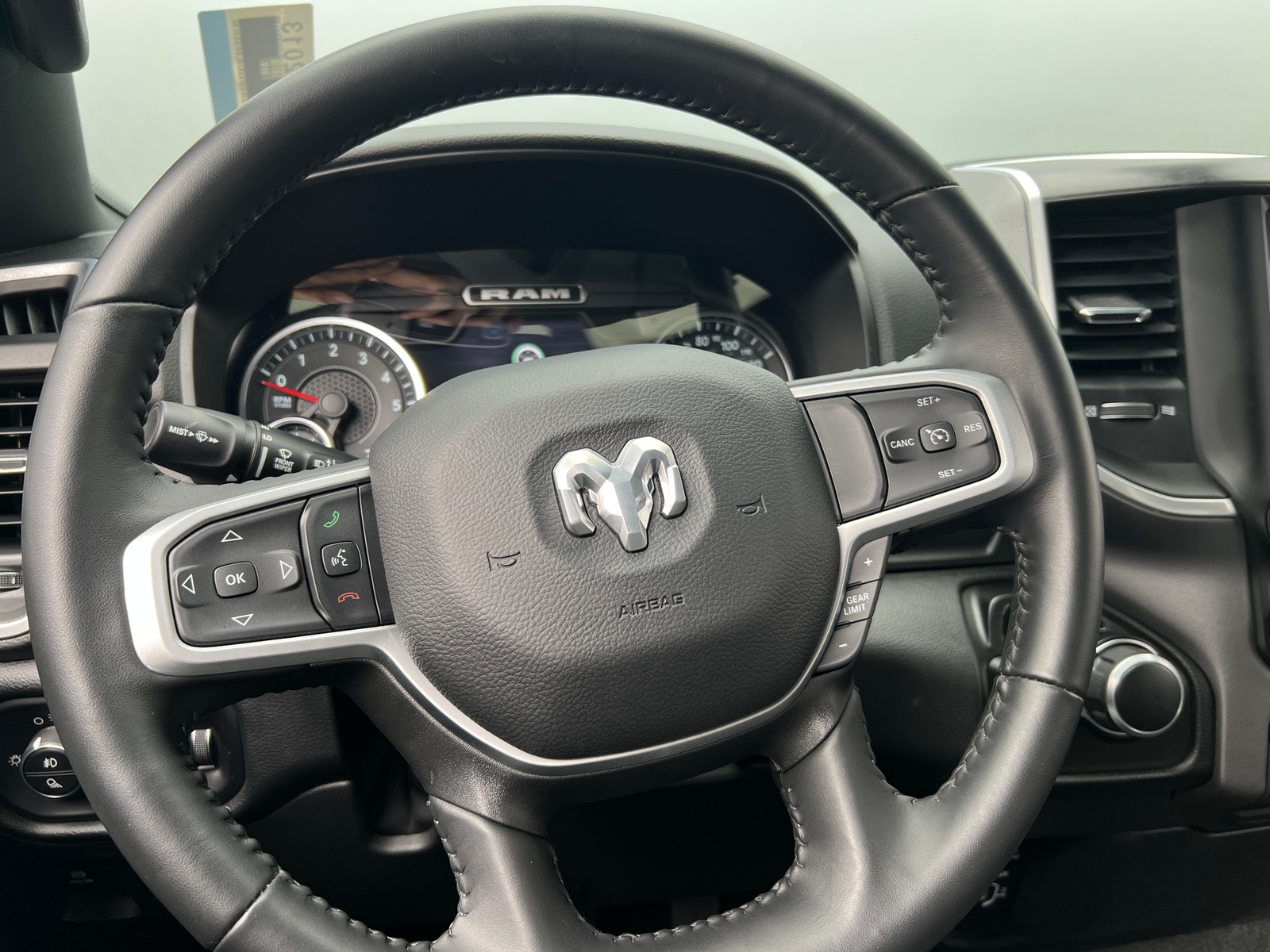Thumbnail: 2022 RAM 1500 - 5
