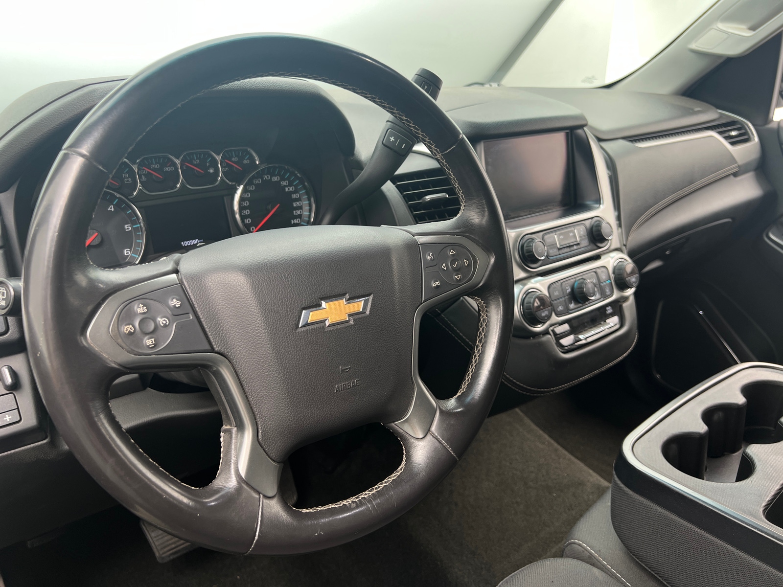 Thumbnail: 2018 Chevrolet Suburban - 5