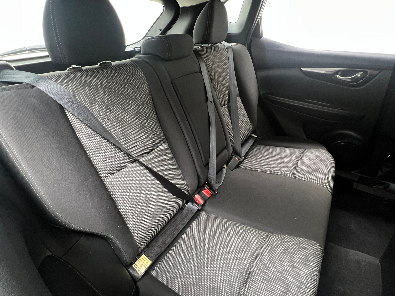 Thumbnail: 2018 Nissan Rogue Sport - 6