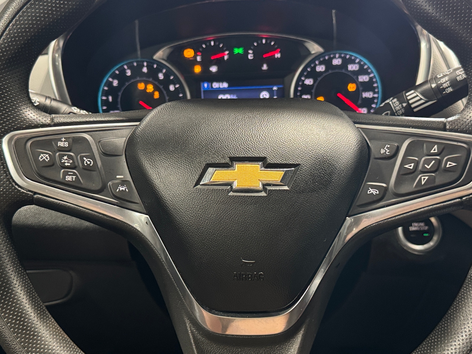 Thumbnail: 2022 Chevrolet Equinox - 5