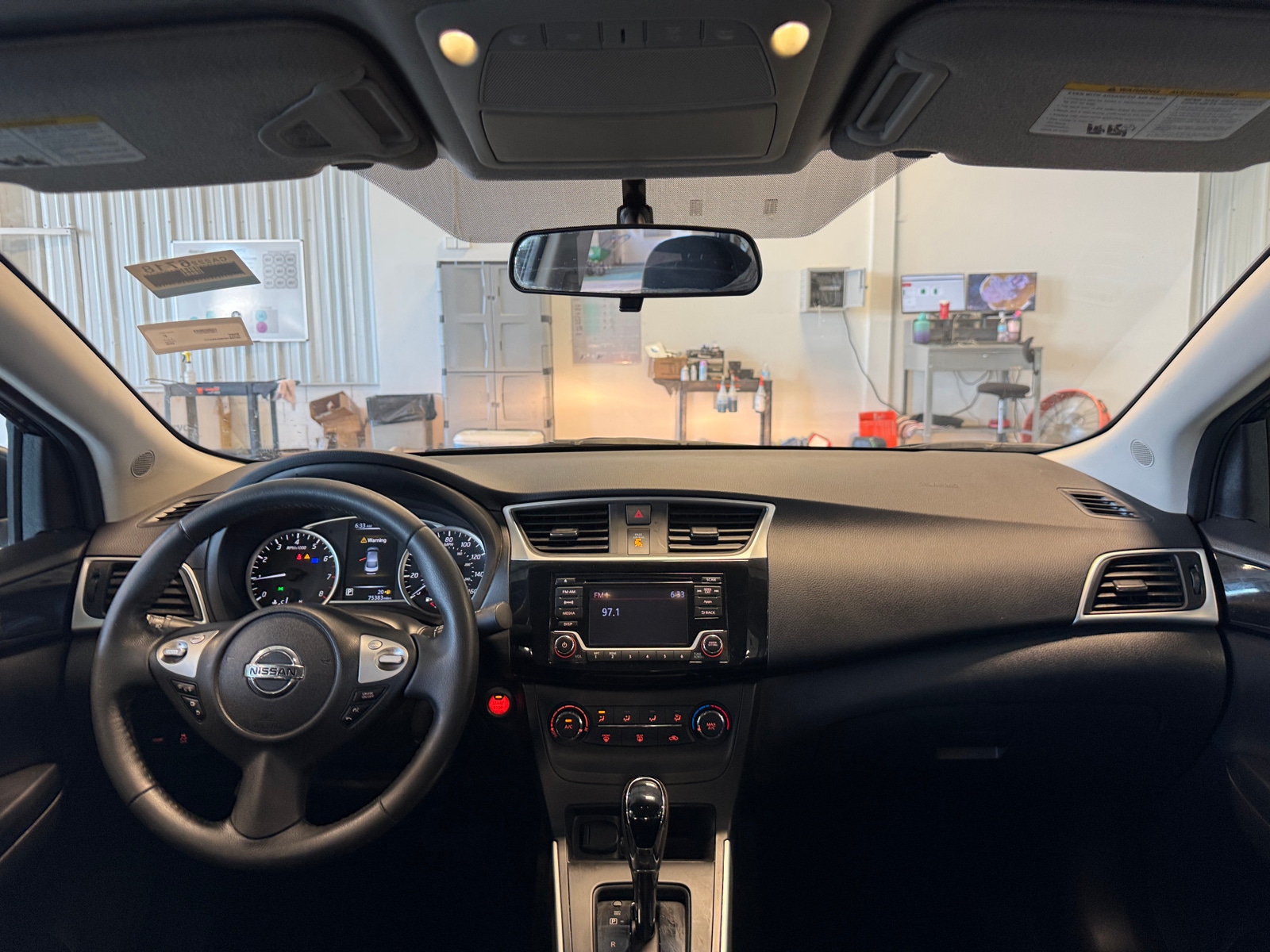 Thumbnail: 2016 Nissan Sentra - 3
