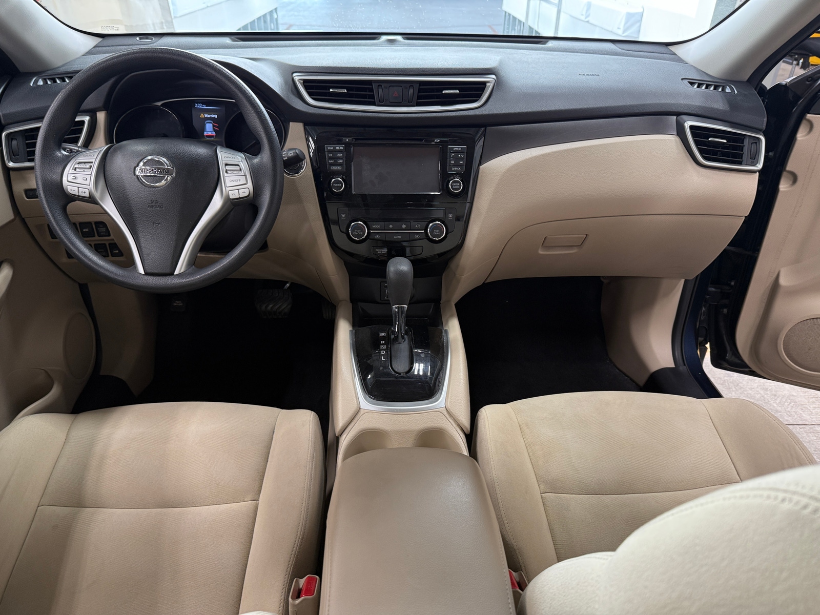 Thumbnail: 2016 Nissan Rogue - 3