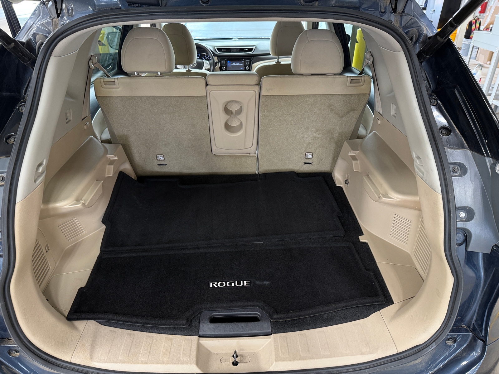 Thumbnail: 2016 Nissan Rogue - 7