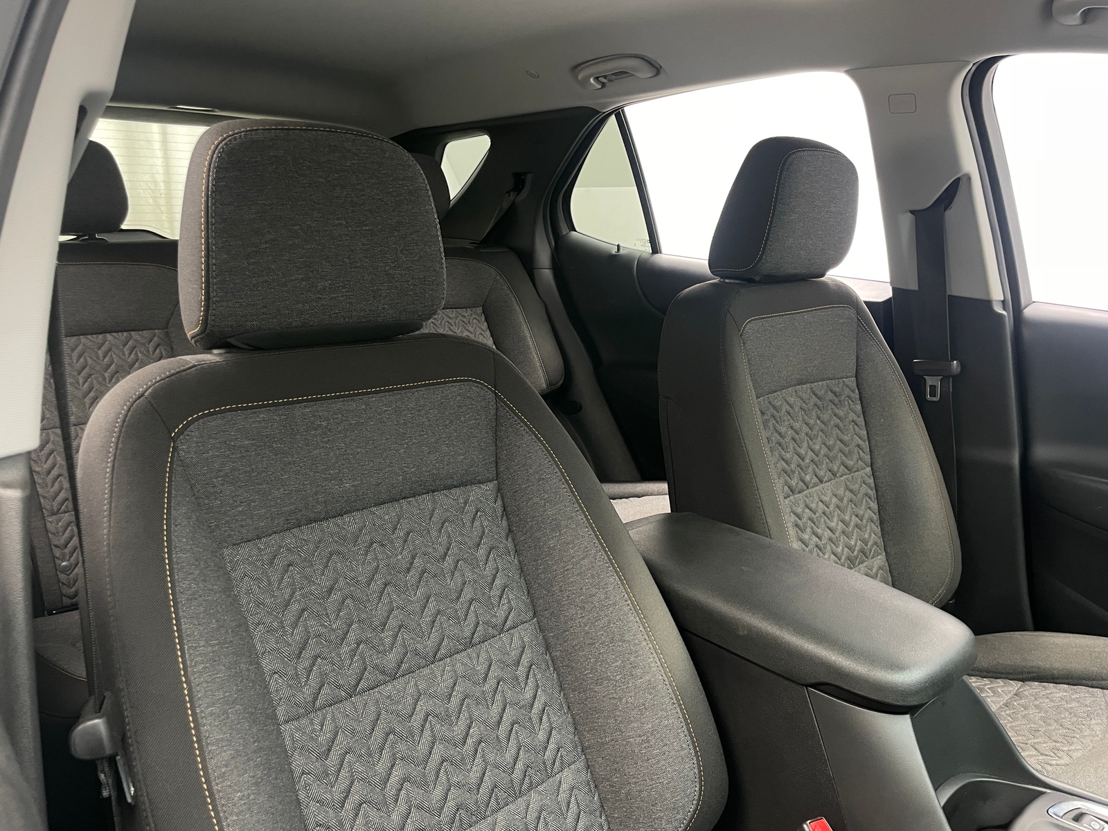 Thumbnail: 2022 Chevrolet Equinox - 2