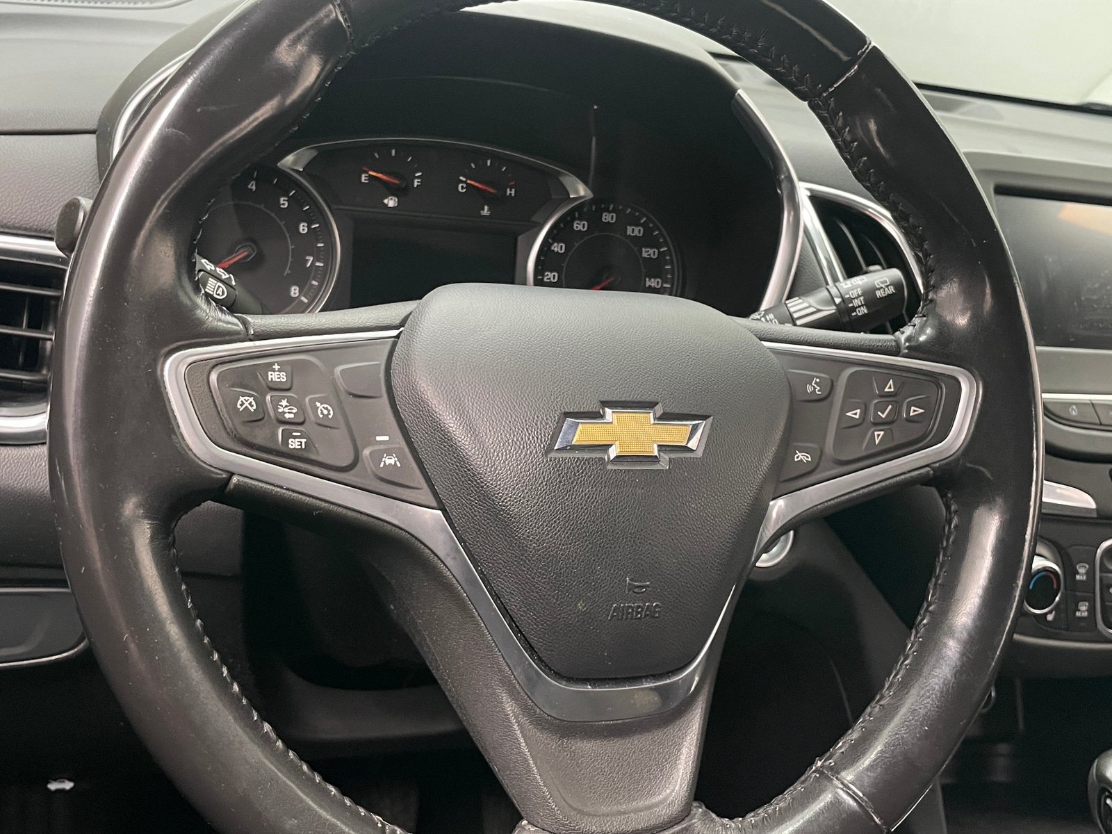 Thumbnail: 2022 Chevrolet Equinox - 5