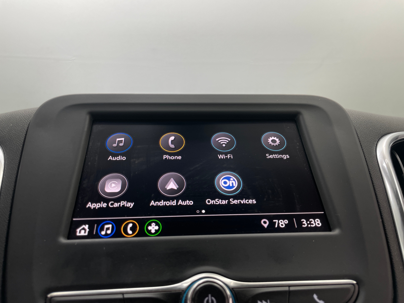 Thumbnail: 2022 Chevrolet Equinox - 4
