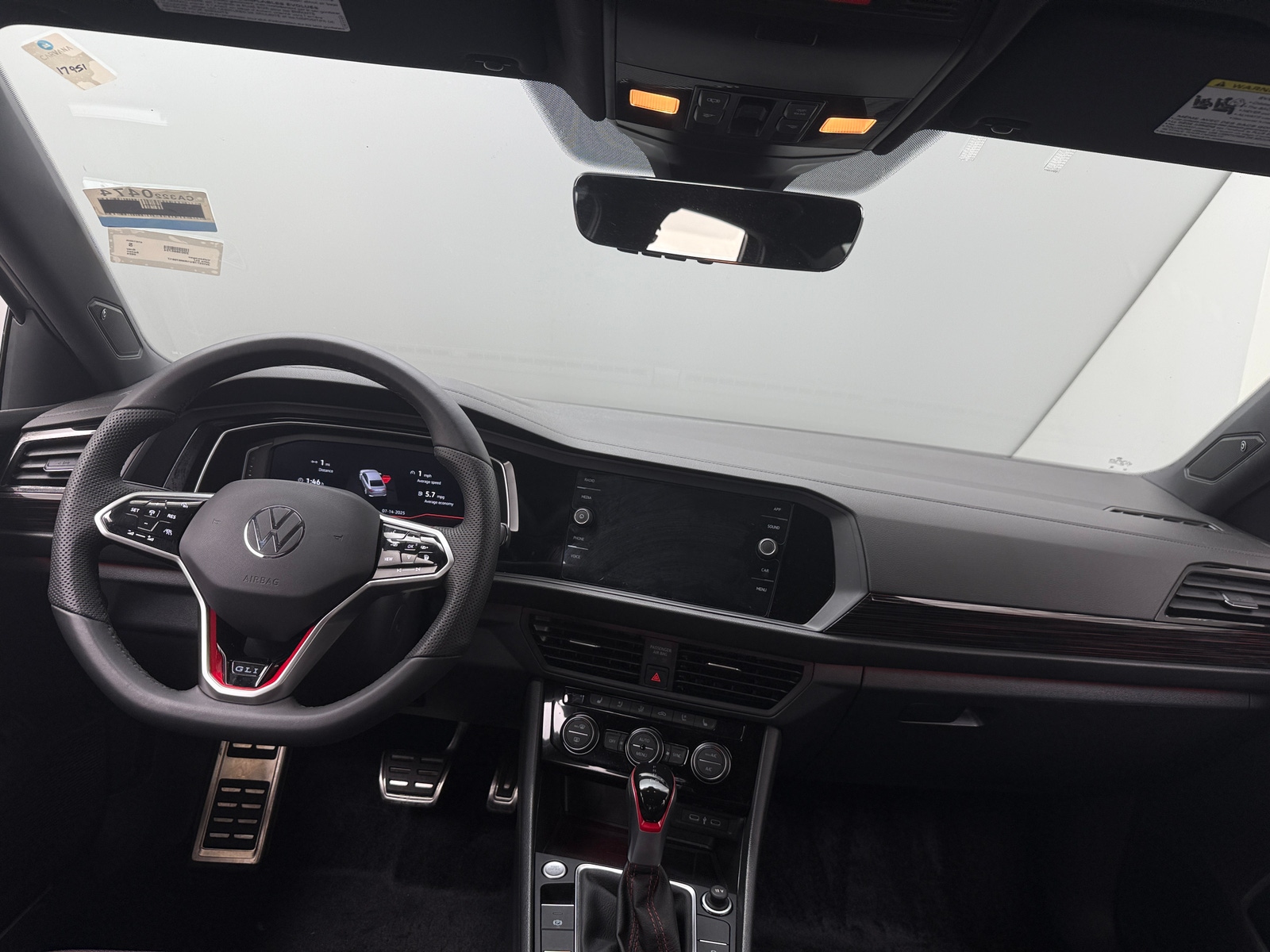 Thumbnail: 2024 Volkswagen Jetta - 2