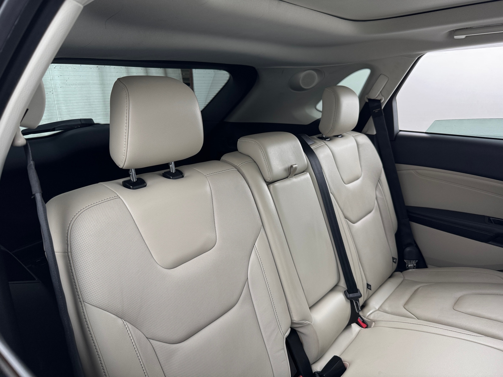 Thumbnail: 2017 Ford Edge - 5