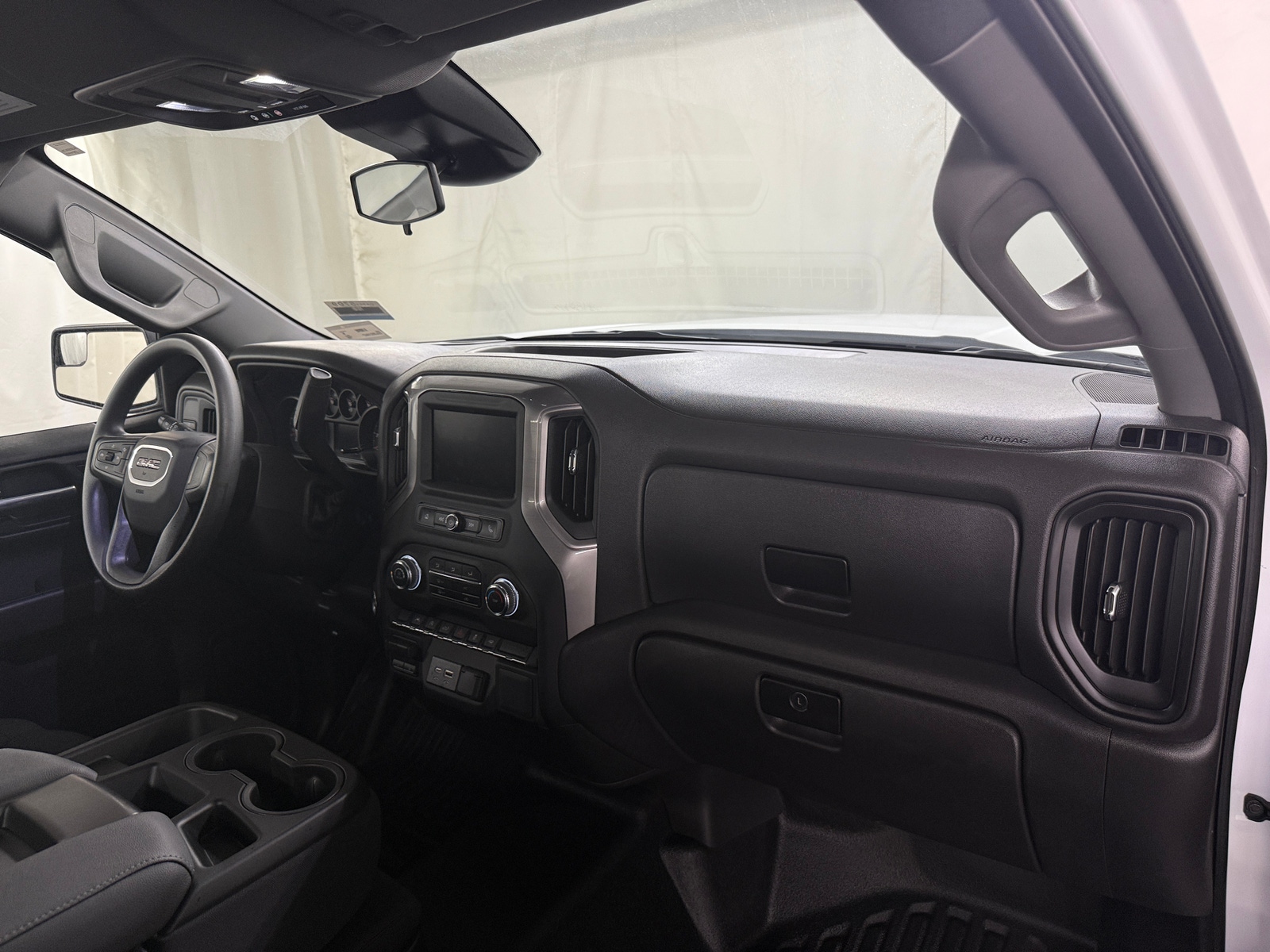 Thumbnail: 2024 GMC Sierra 1500 - 3