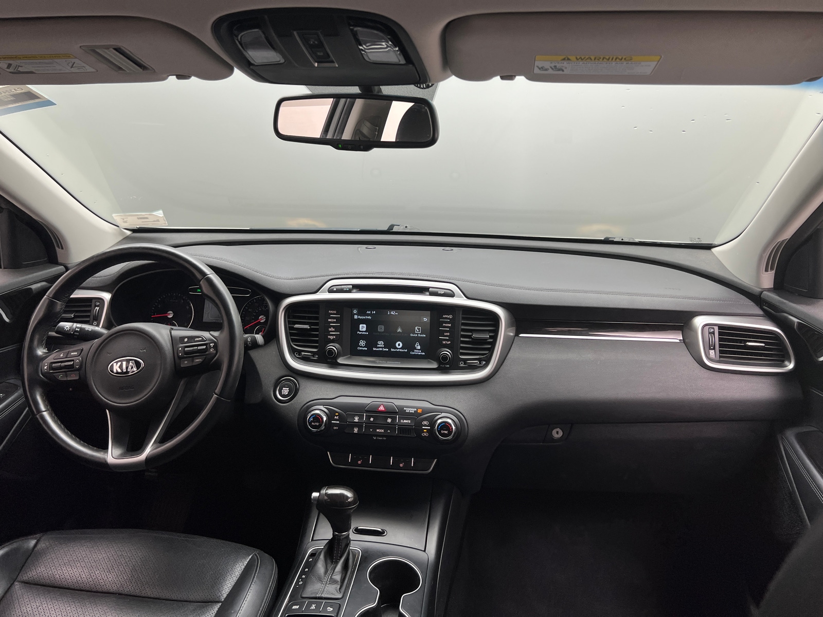 Thumbnail: 2017 Kia Sorento - 2