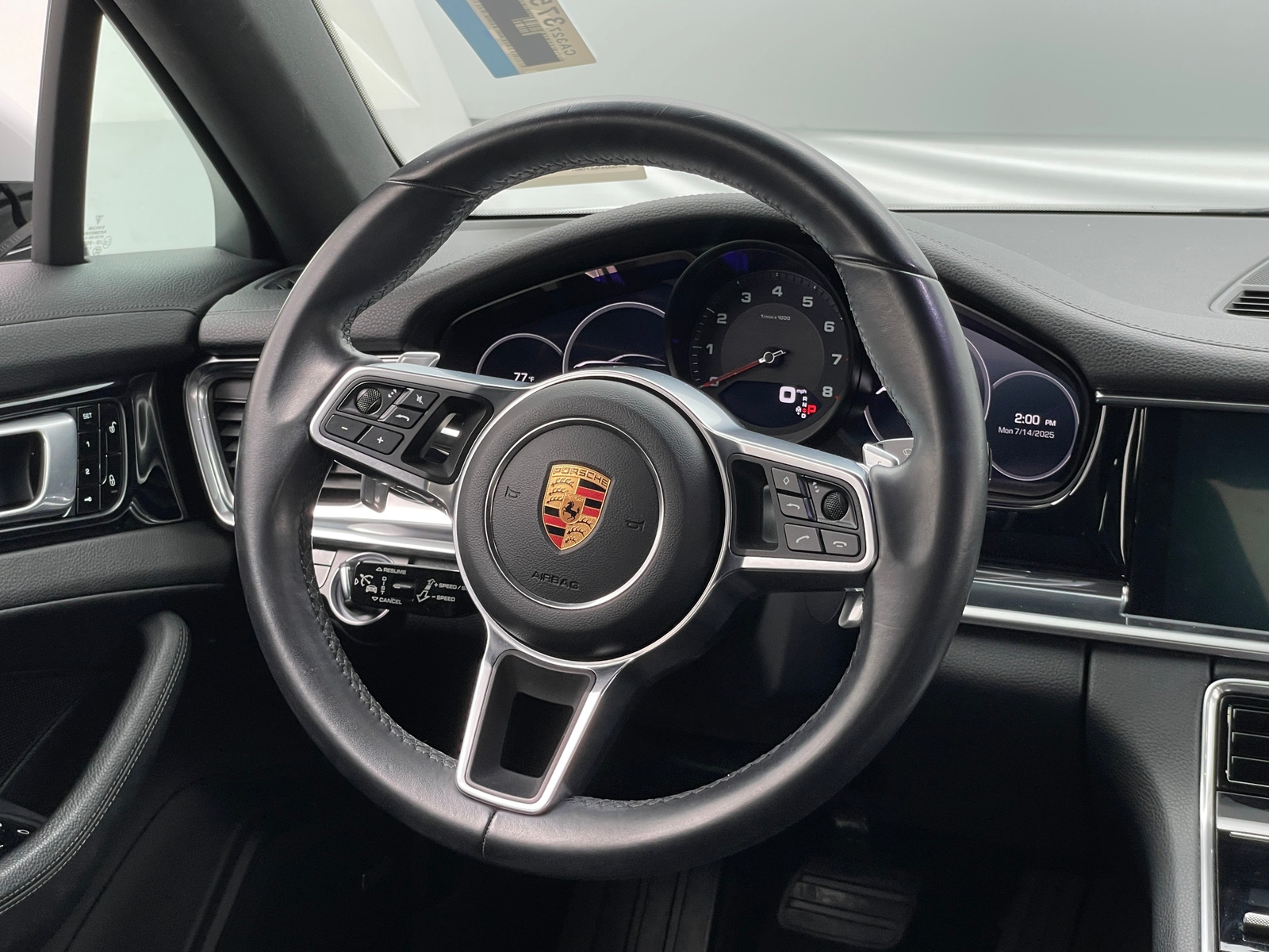 Thumbnail: 2018 Porsche Panamera - 4