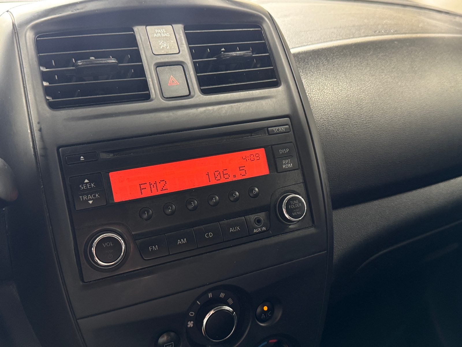 Thumbnail: 2018 Nissan Versa - 4
