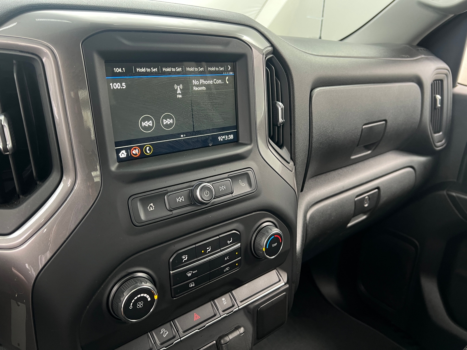 Thumbnail: 2019 Chevrolet Silverado 1500 - 4