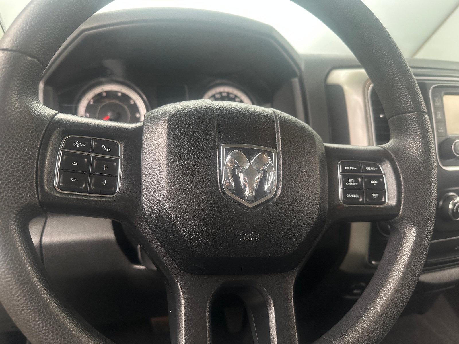 Thumbnail: 2019 RAM 1500 Classic - 5