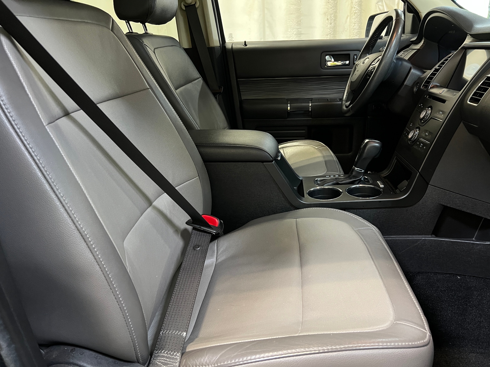 Thumbnail: 2019 Ford Flex - 2