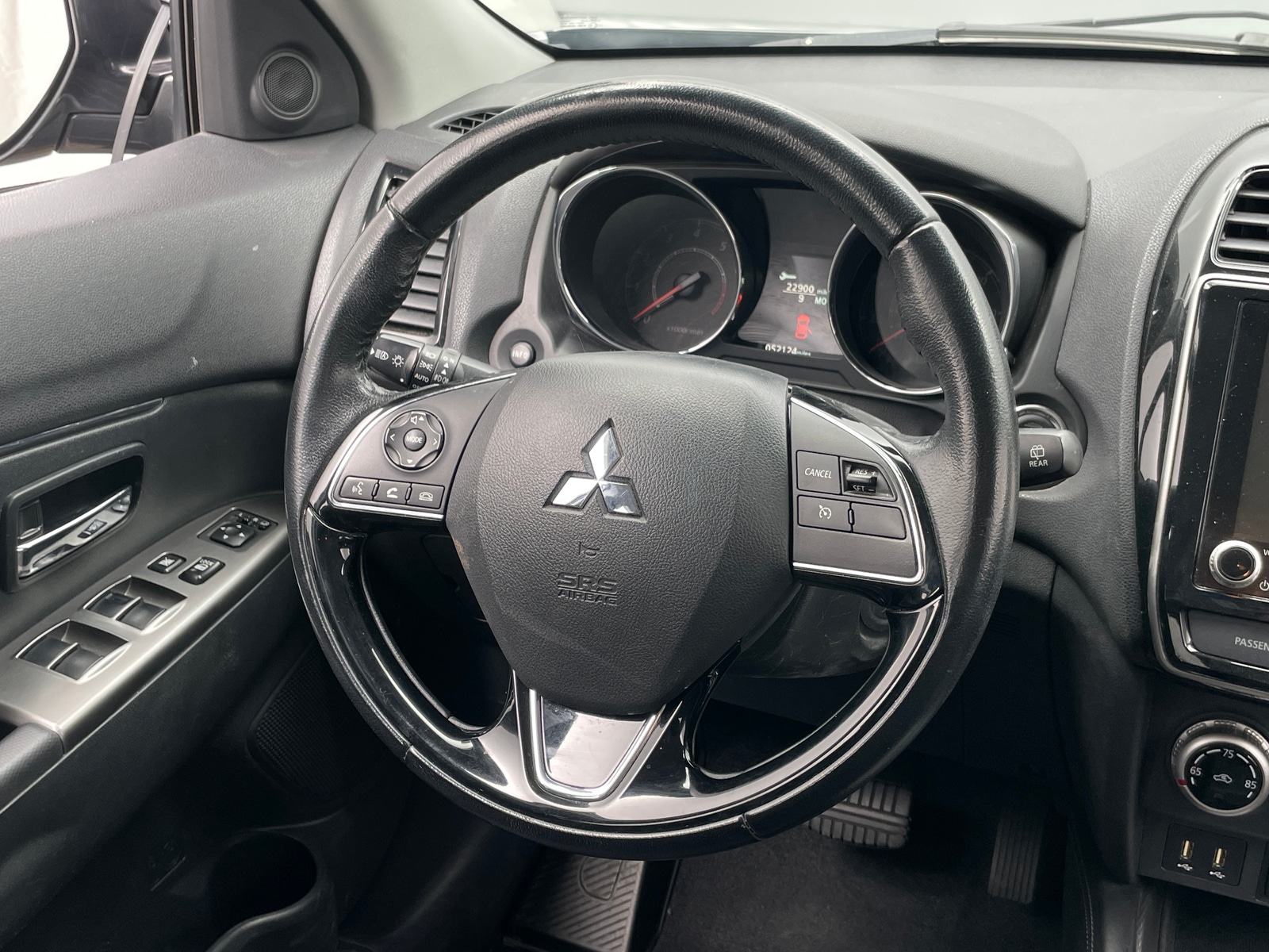 Thumbnail: 2021 Mitsubishi Outlander Sport - 5