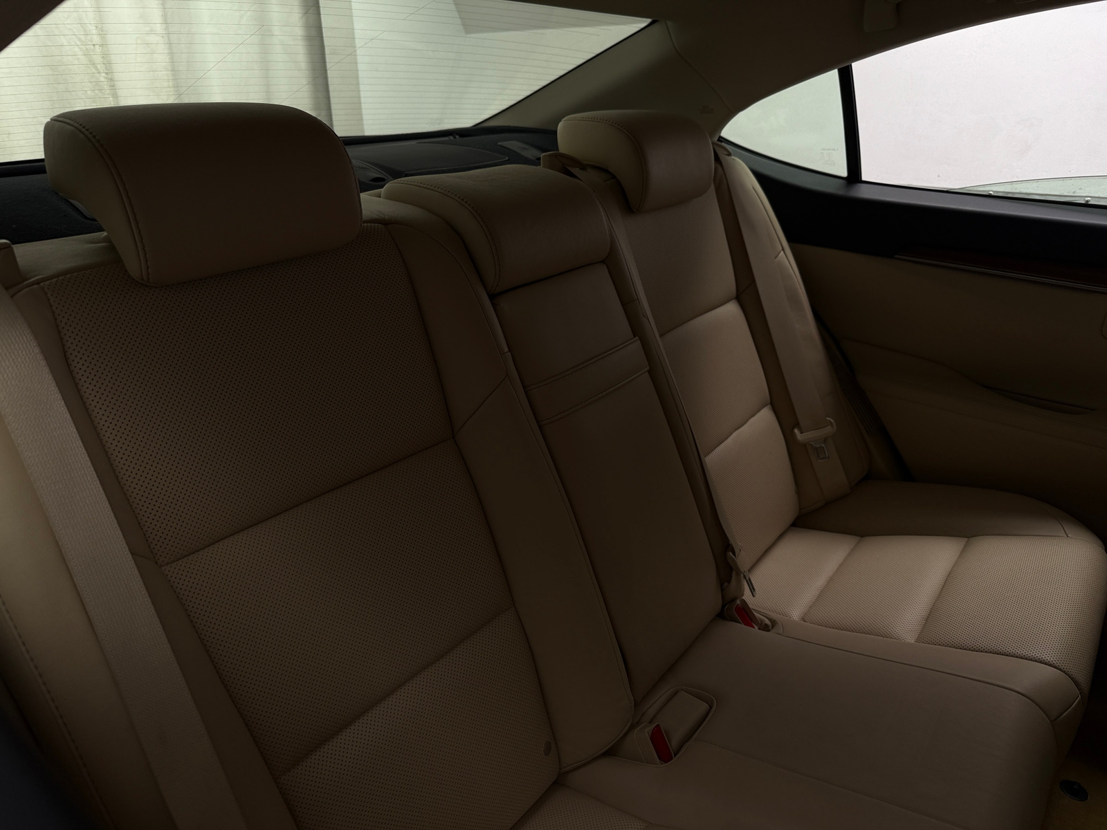 Thumbnail: 2013 Lexus ES - 5