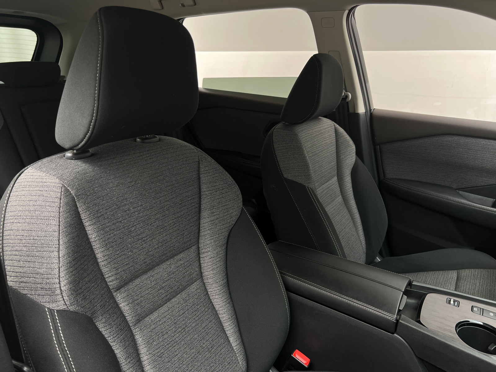 Thumbnail: 2021 Nissan Rogue - 2