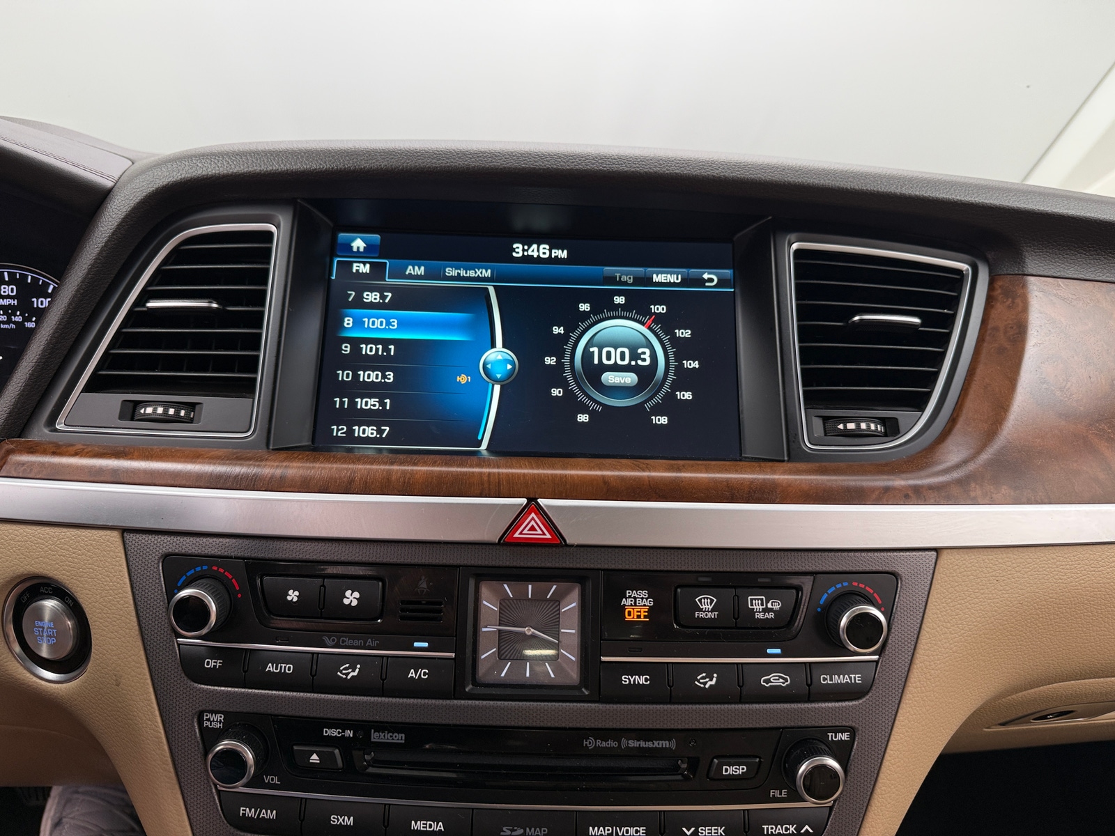 Thumbnail: 2016 Hyundai Genesis - 3