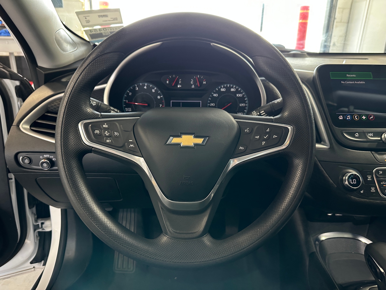 Thumbnail: 2023 Chevrolet Malibu - 5