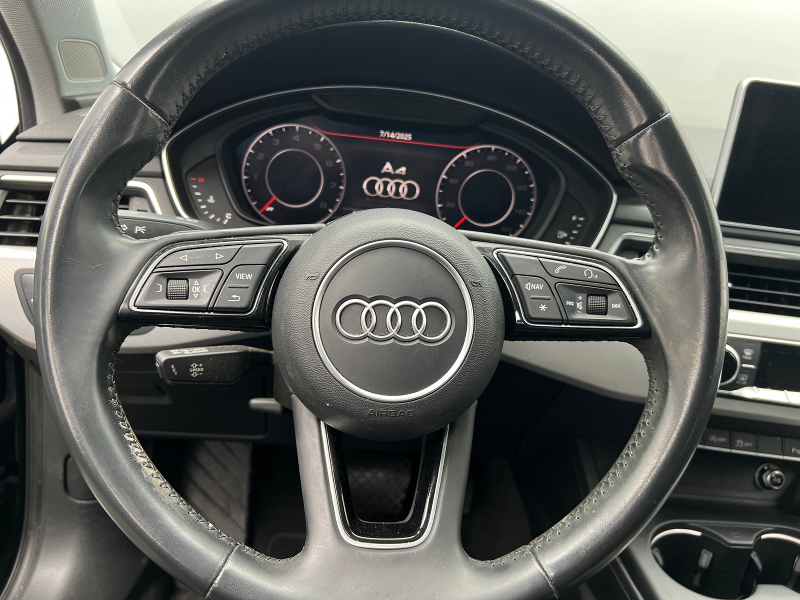 Thumbnail: 2018 Audi A4 - 4