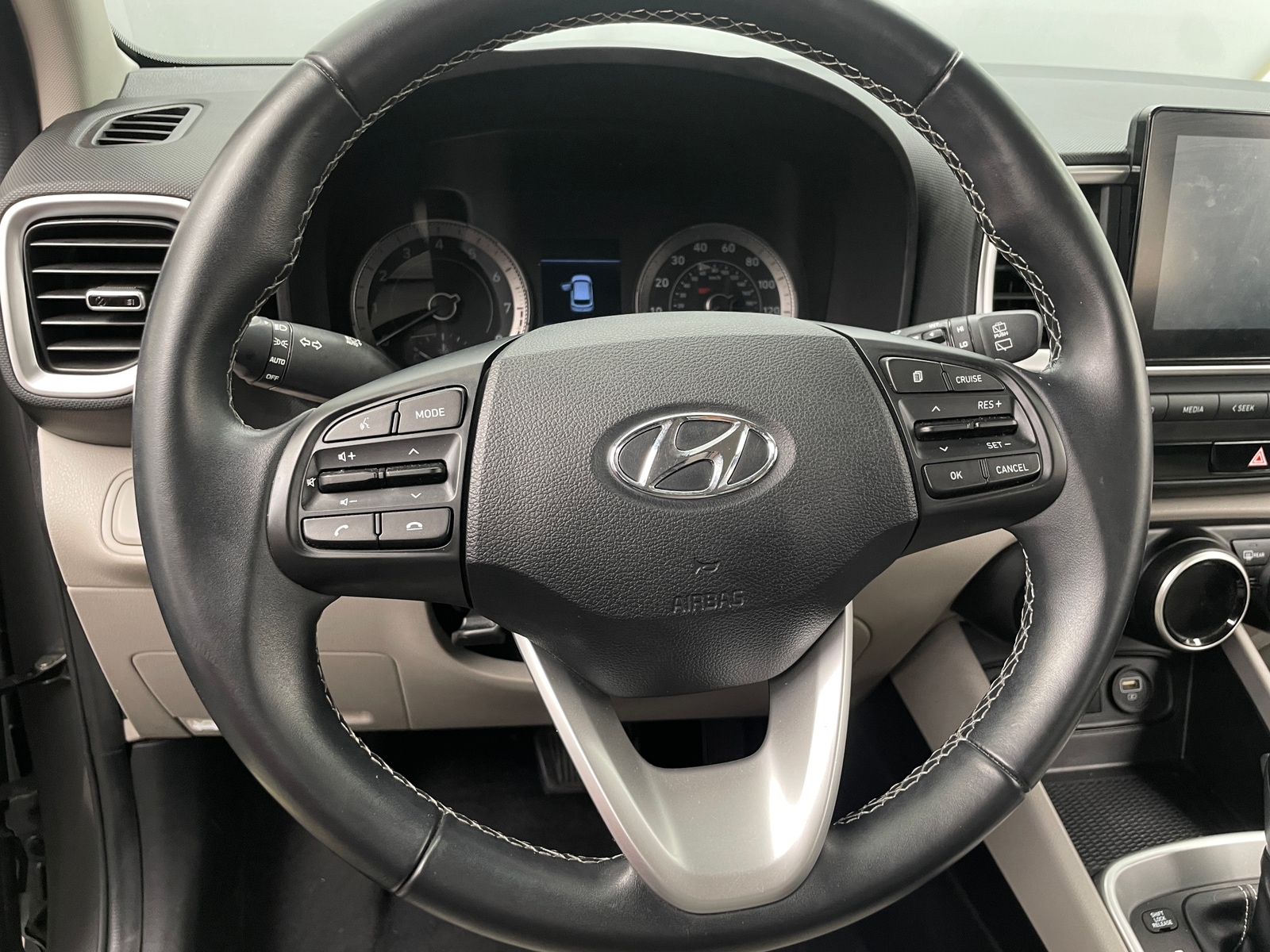 Thumbnail: 2020 Hyundai Venue - 5