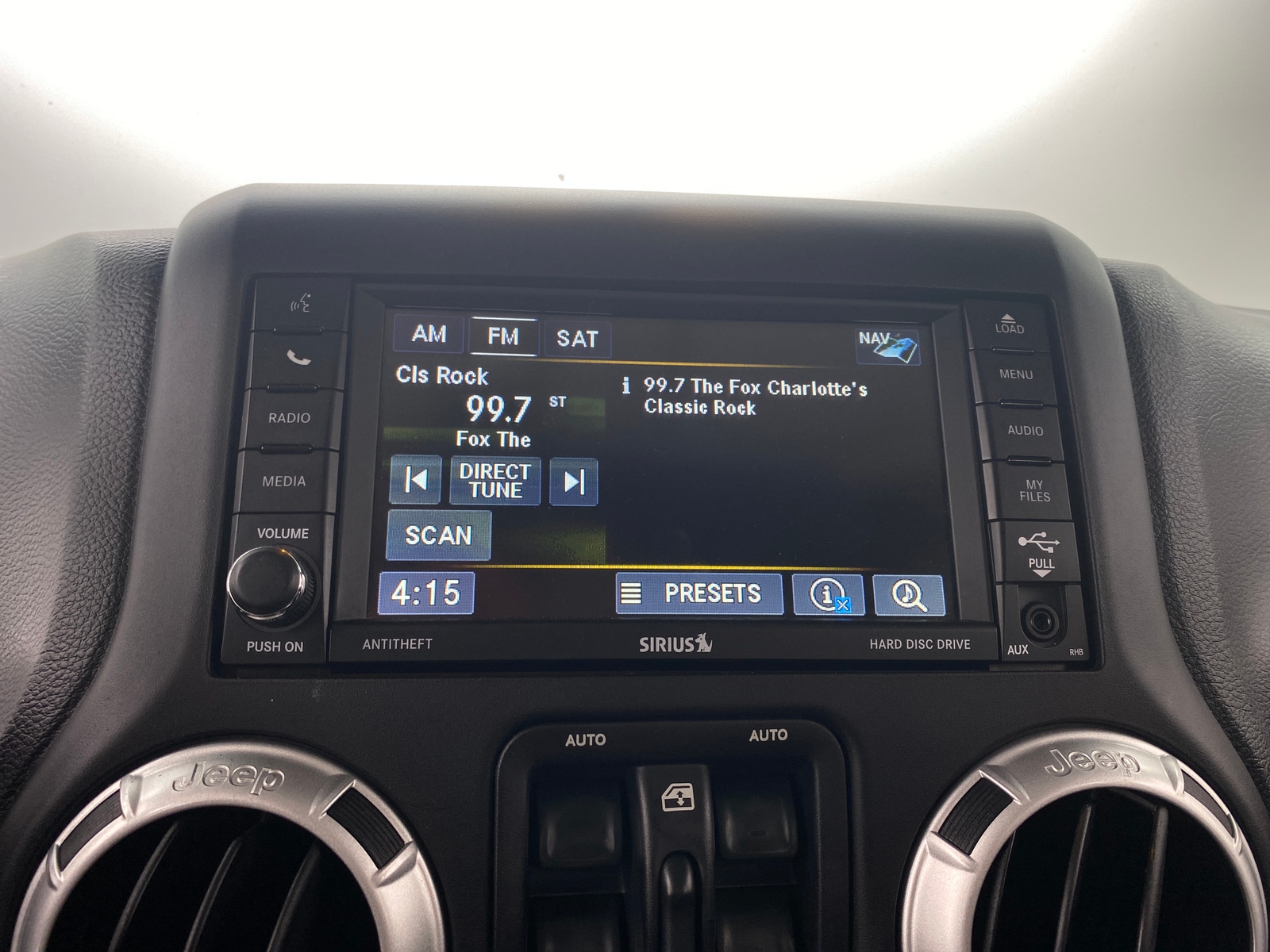 Thumbnail: 2014 Jeep Wrangler - 3
