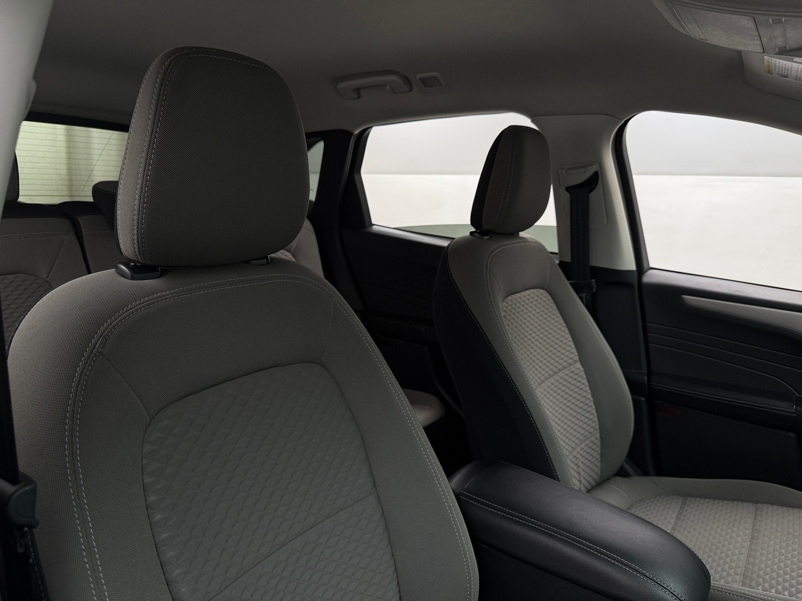 Thumbnail: 2022 Ford Escape - 2