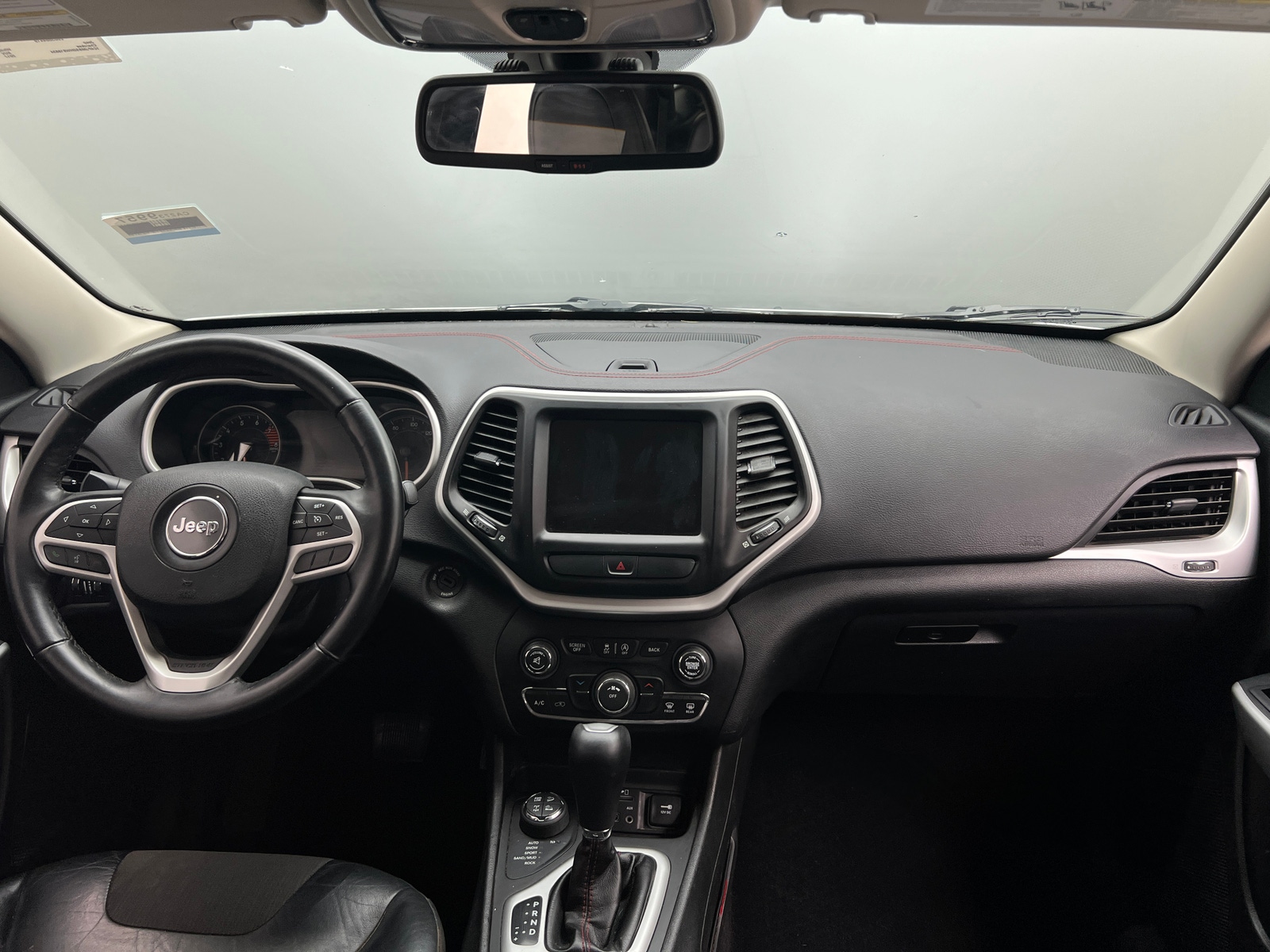 Thumbnail: 2017 Jeep Cherokee - 2