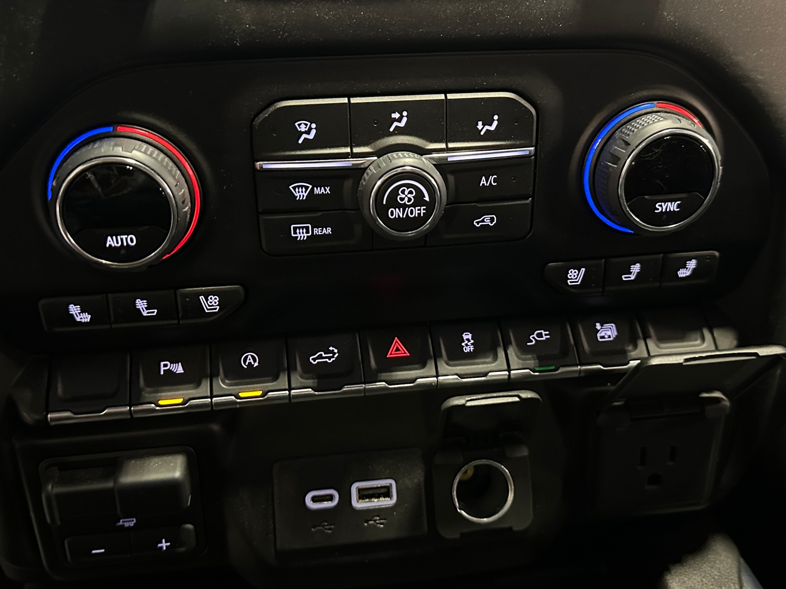 Thumbnail: 2022 Chevrolet Silverado 1500 - 3
