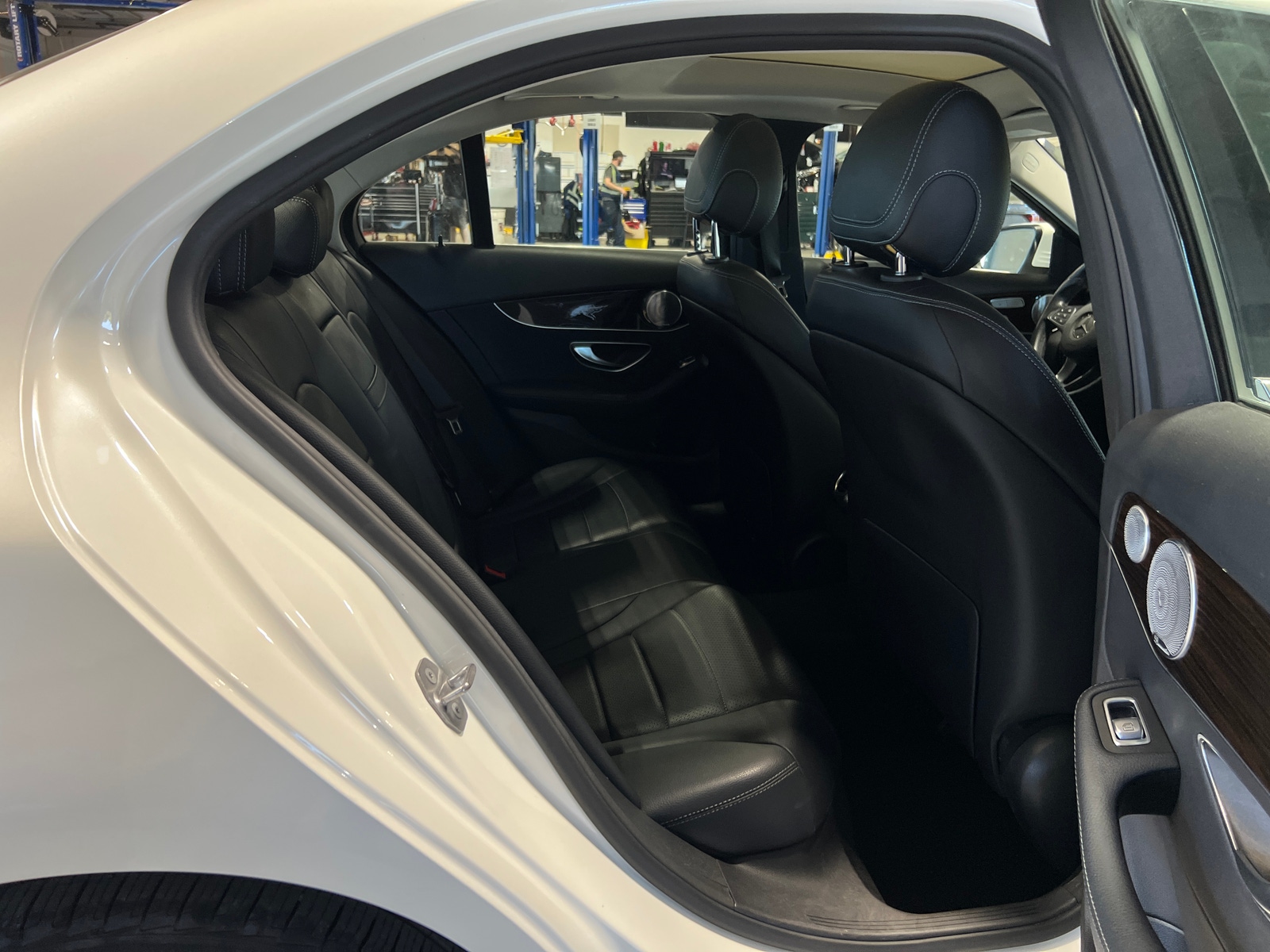 Thumbnail: 2016 Mercedes-Benz C-Class - 5