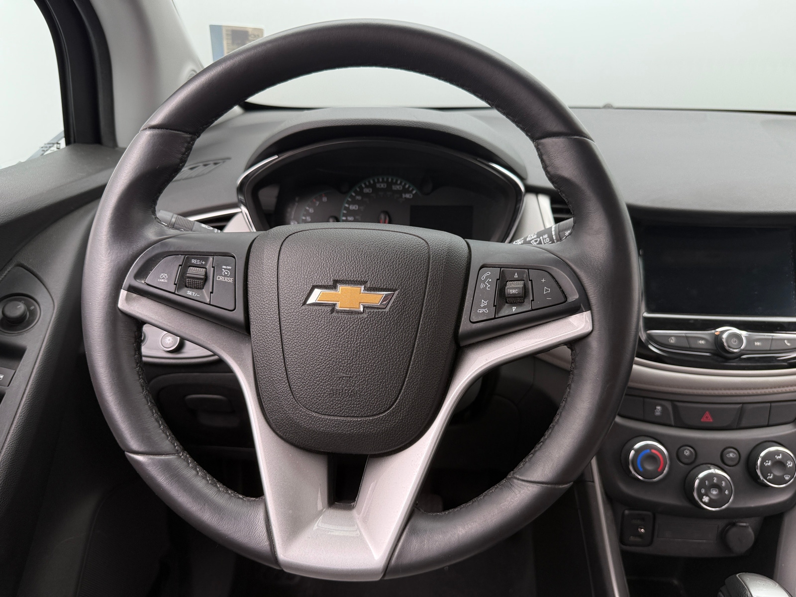 Thumbnail: 2018 Chevrolet Trax - 5