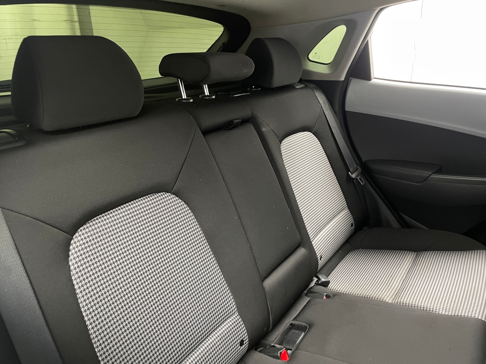 Thumbnail: 2019 Hyundai Kona - 6