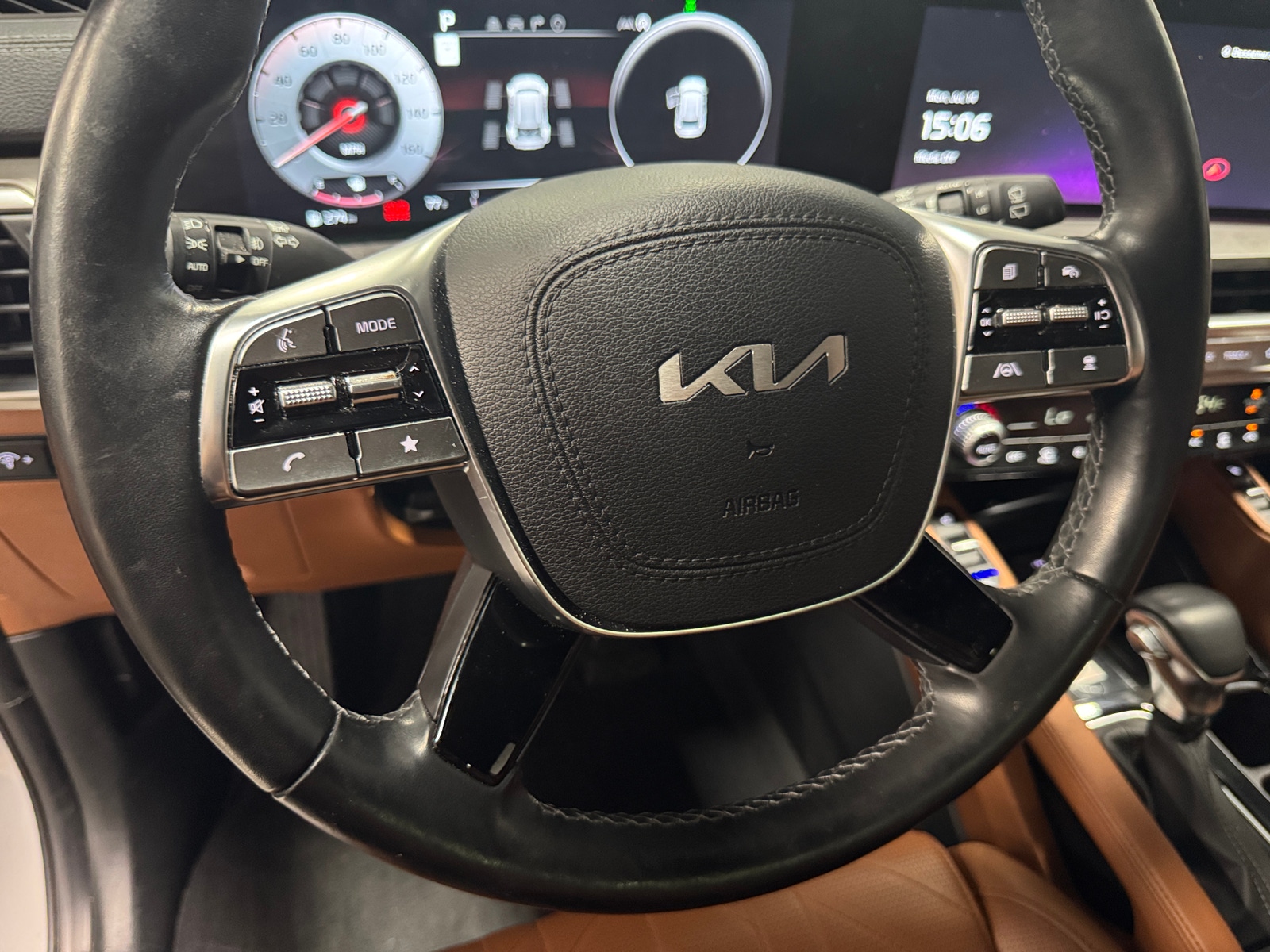 Thumbnail: 2024 Kia Telluride - 4