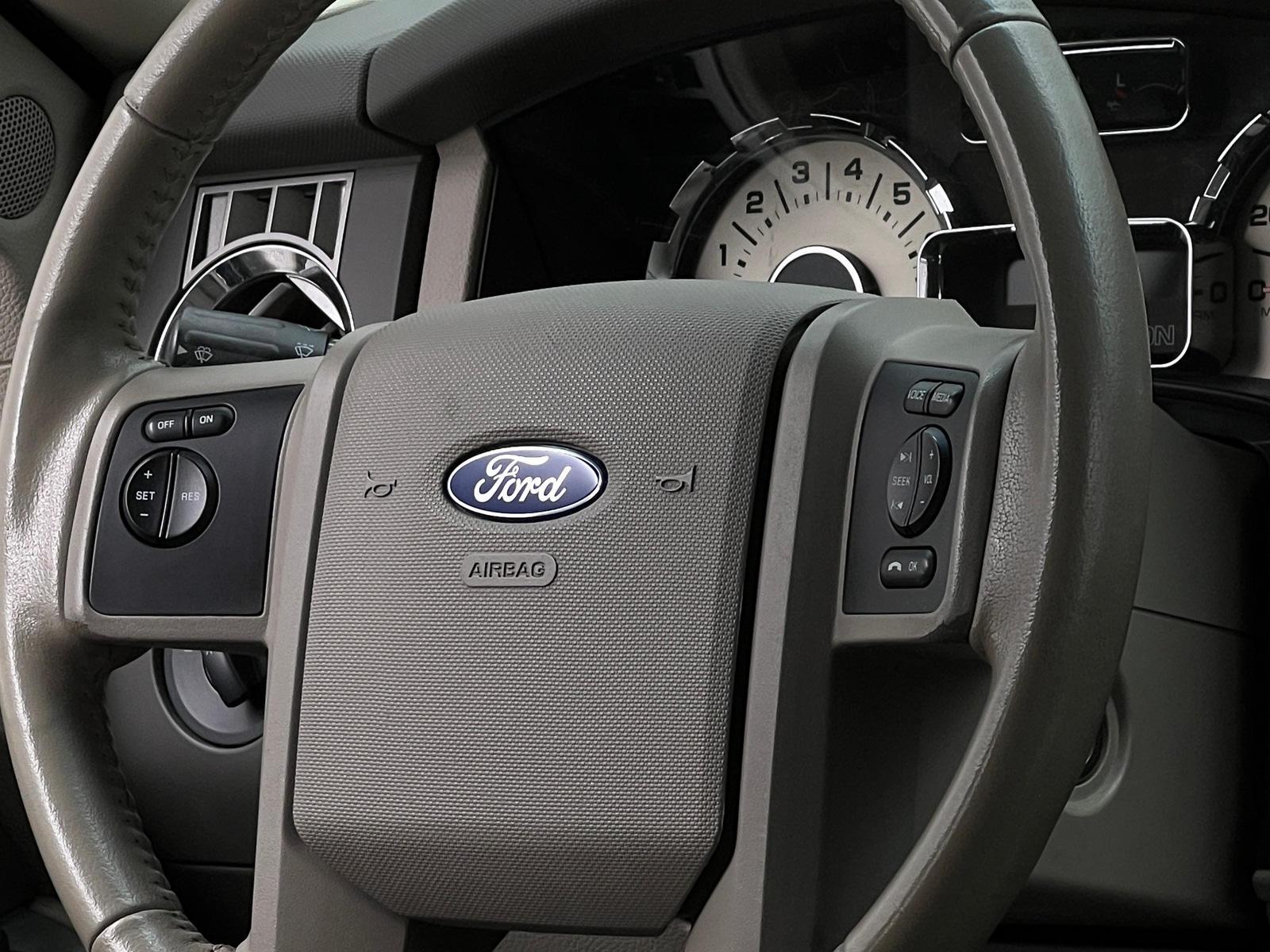 Thumbnail: 2014 Ford Expedition - 5