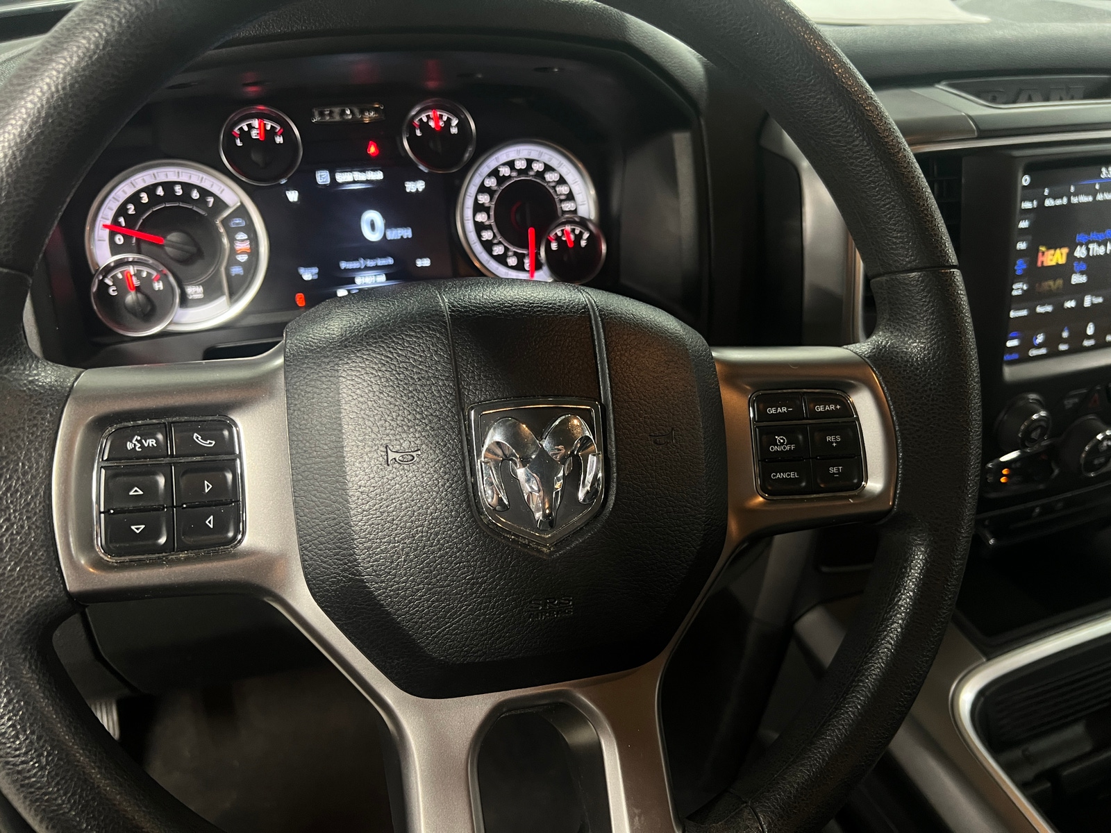 Thumbnail: 2022 RAM 1500 Classic - 5