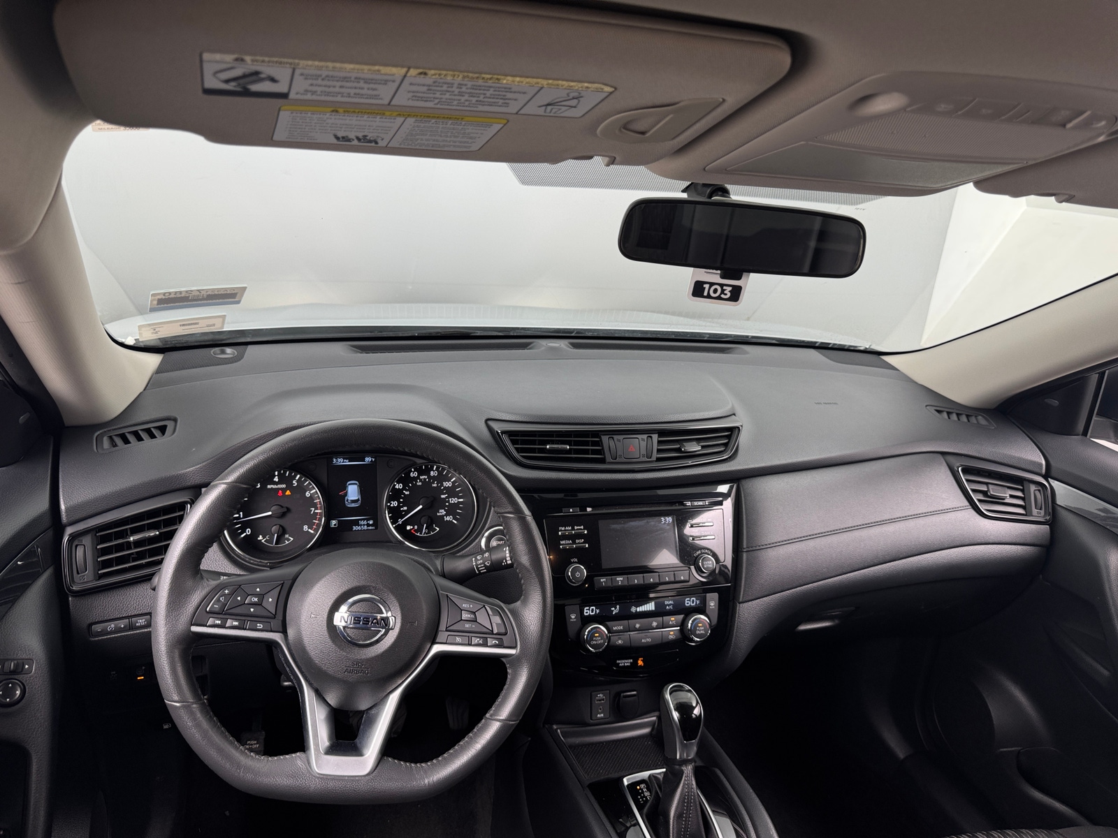 Thumbnail: 2017 Nissan Rogue - 3
