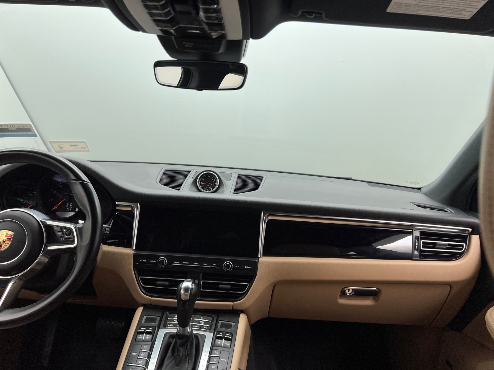 Thumbnail: 2019 Porsche Macan - 2