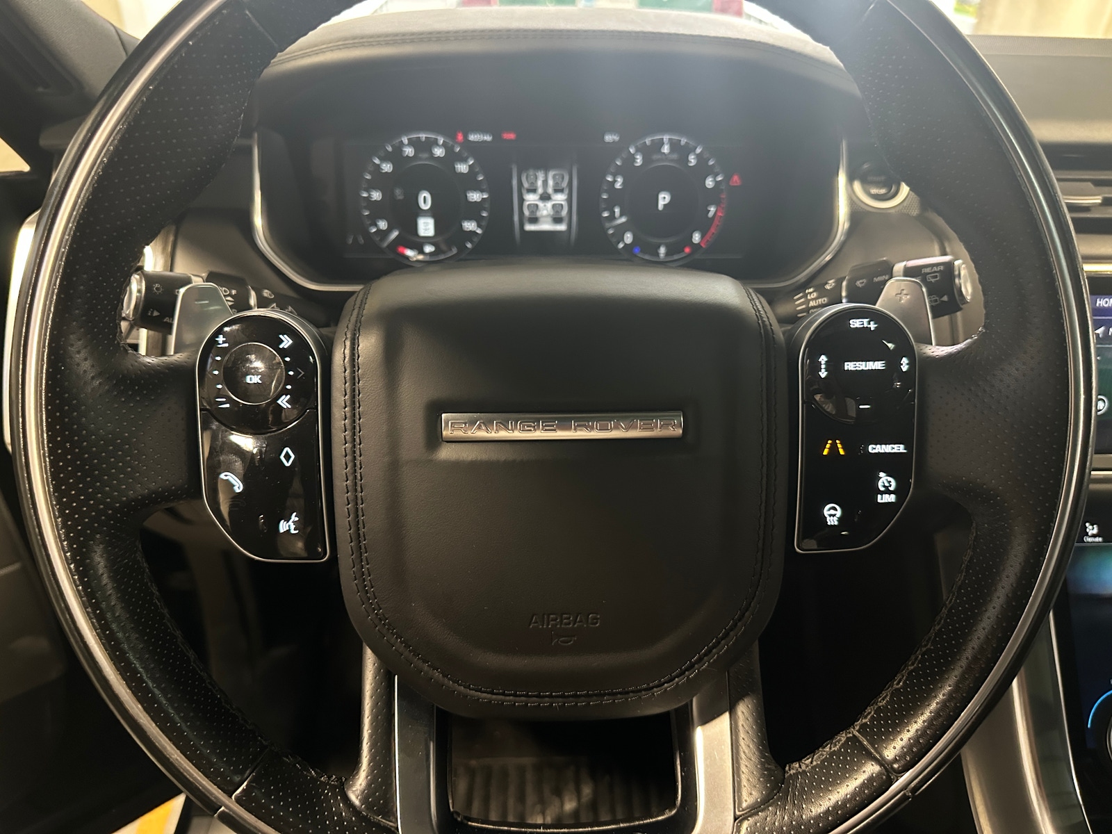 Thumbnail: 2018 Land Rover Range Rover Sport - 4