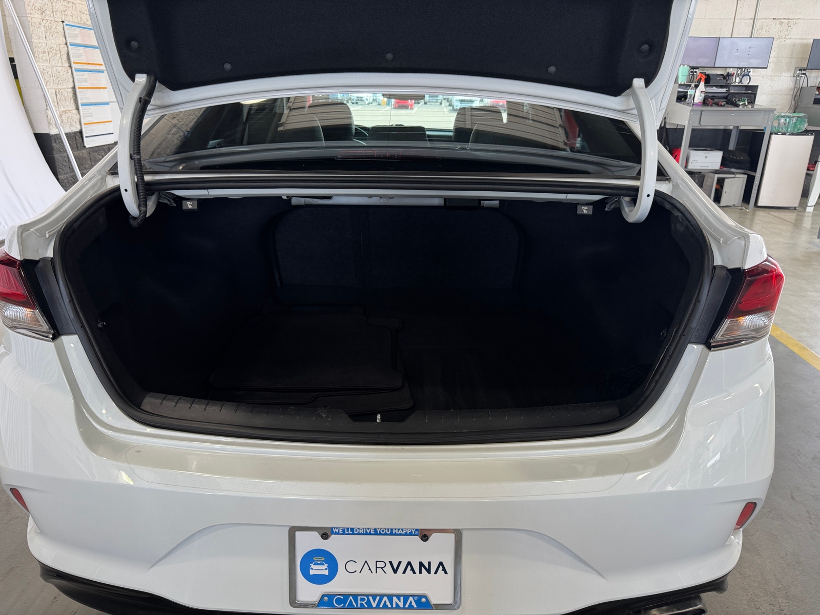 Thumbnail: 2019 Hyundai Sonata - 6