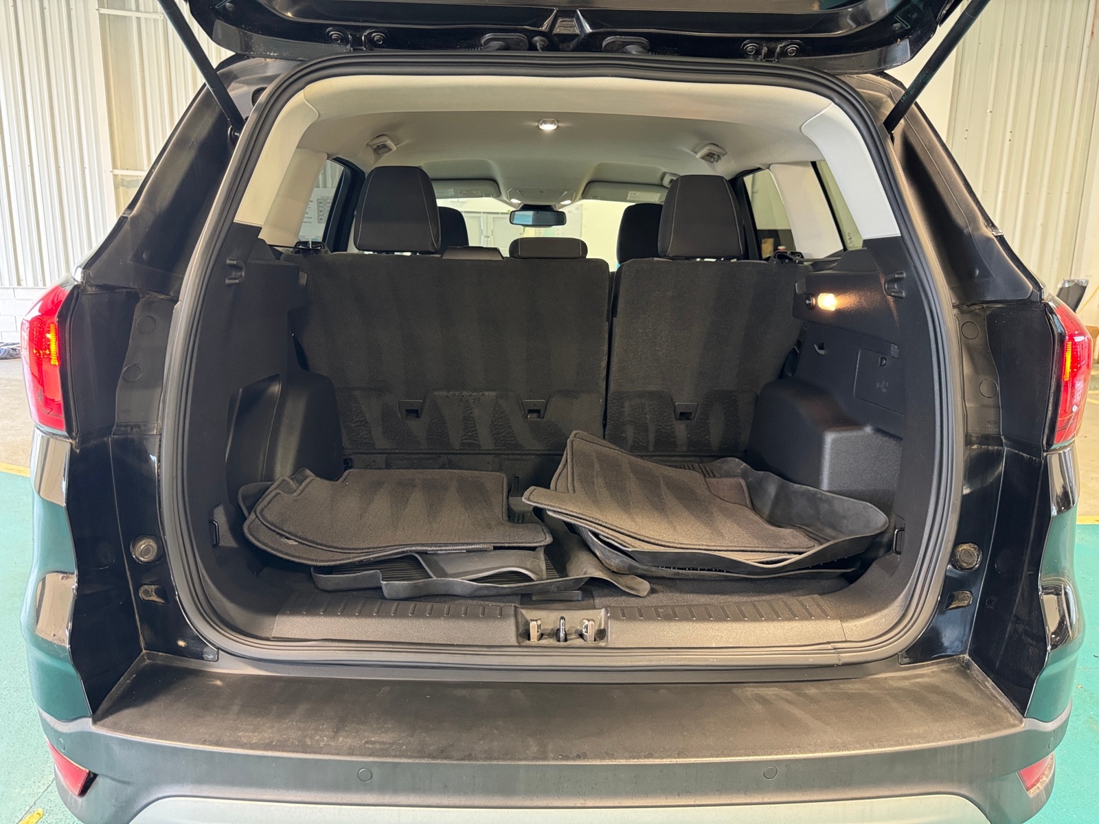 Thumbnail: 2019 Ford Escape - 7