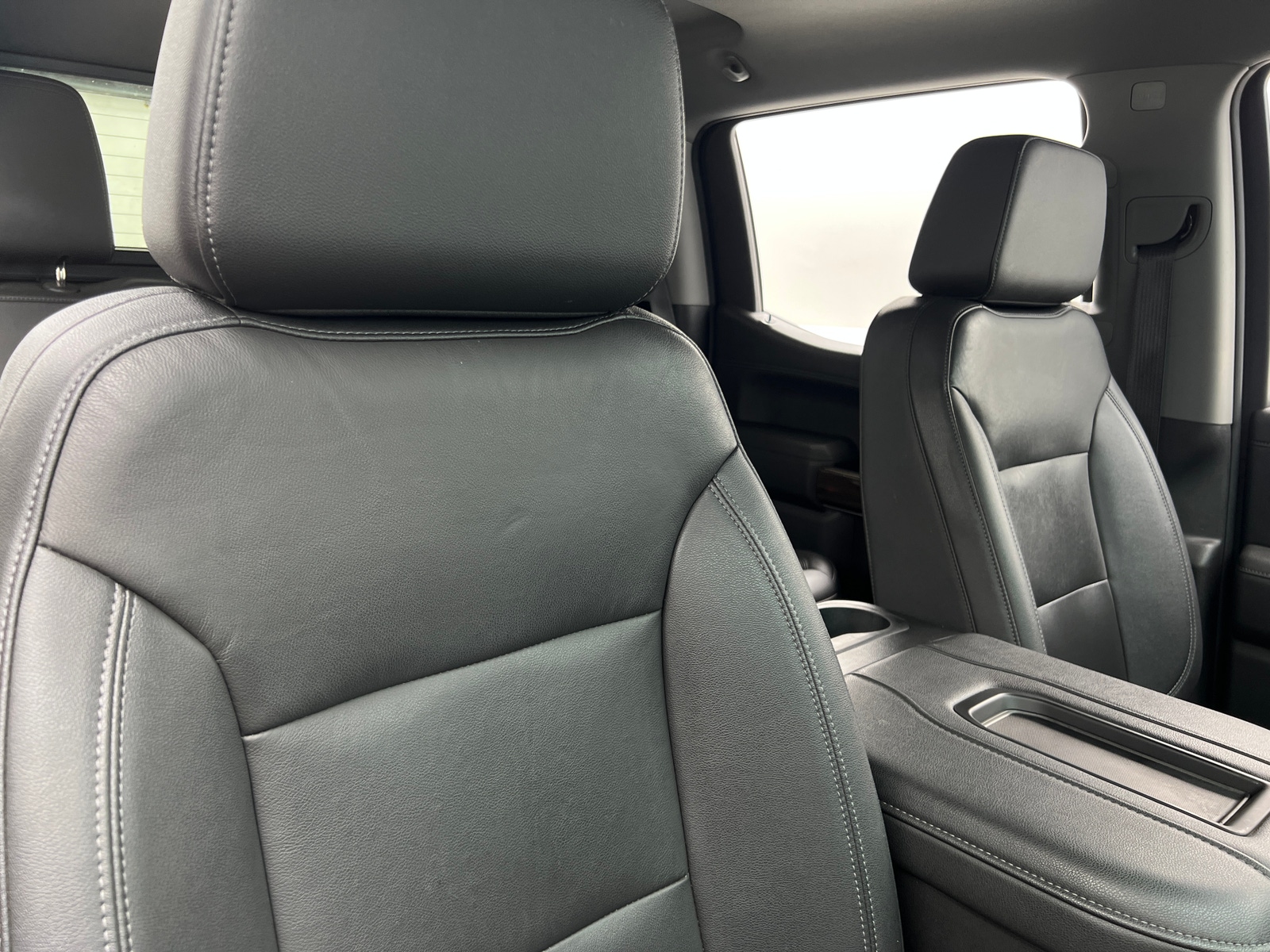 Thumbnail: 2021 Chevrolet Silverado 1500 - 2